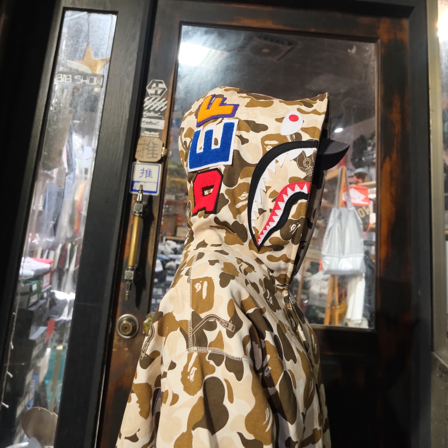 BAPE X Def Jam 鯊魚迷彩外套 Camo Shark // 0ZXSWM905151P