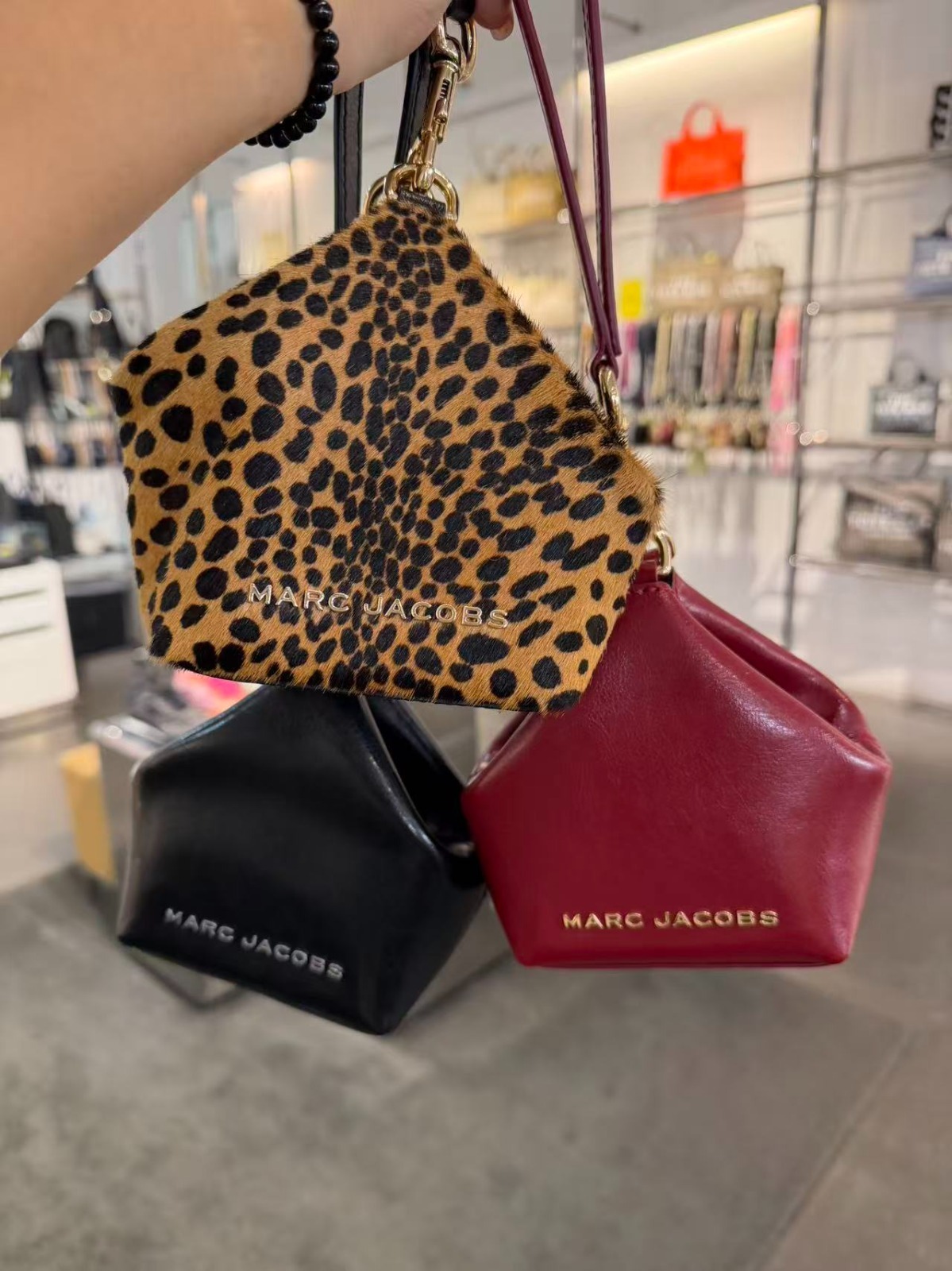 【直播】Marc Jacobs H102253 手拿包