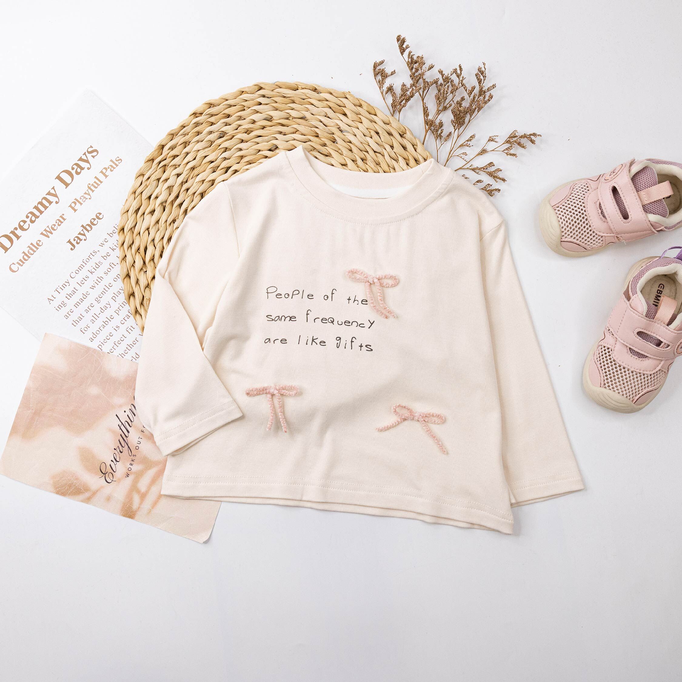 【H55033】立體蝴蝶結英字上衣