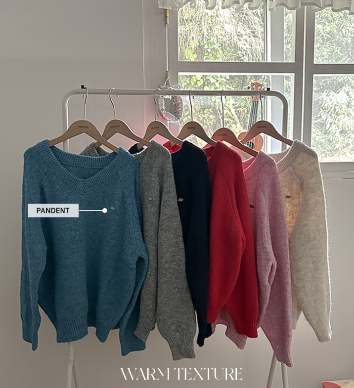 早秋預訂｜PENDANT 羊毛V領寬鬆針織衫