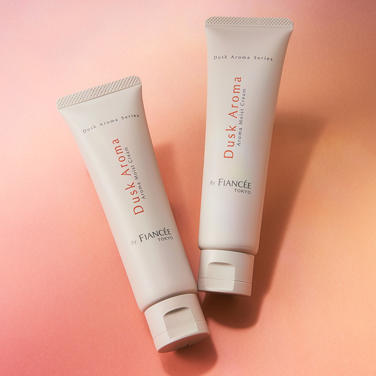 Aroma Moist Cream 潤手霜