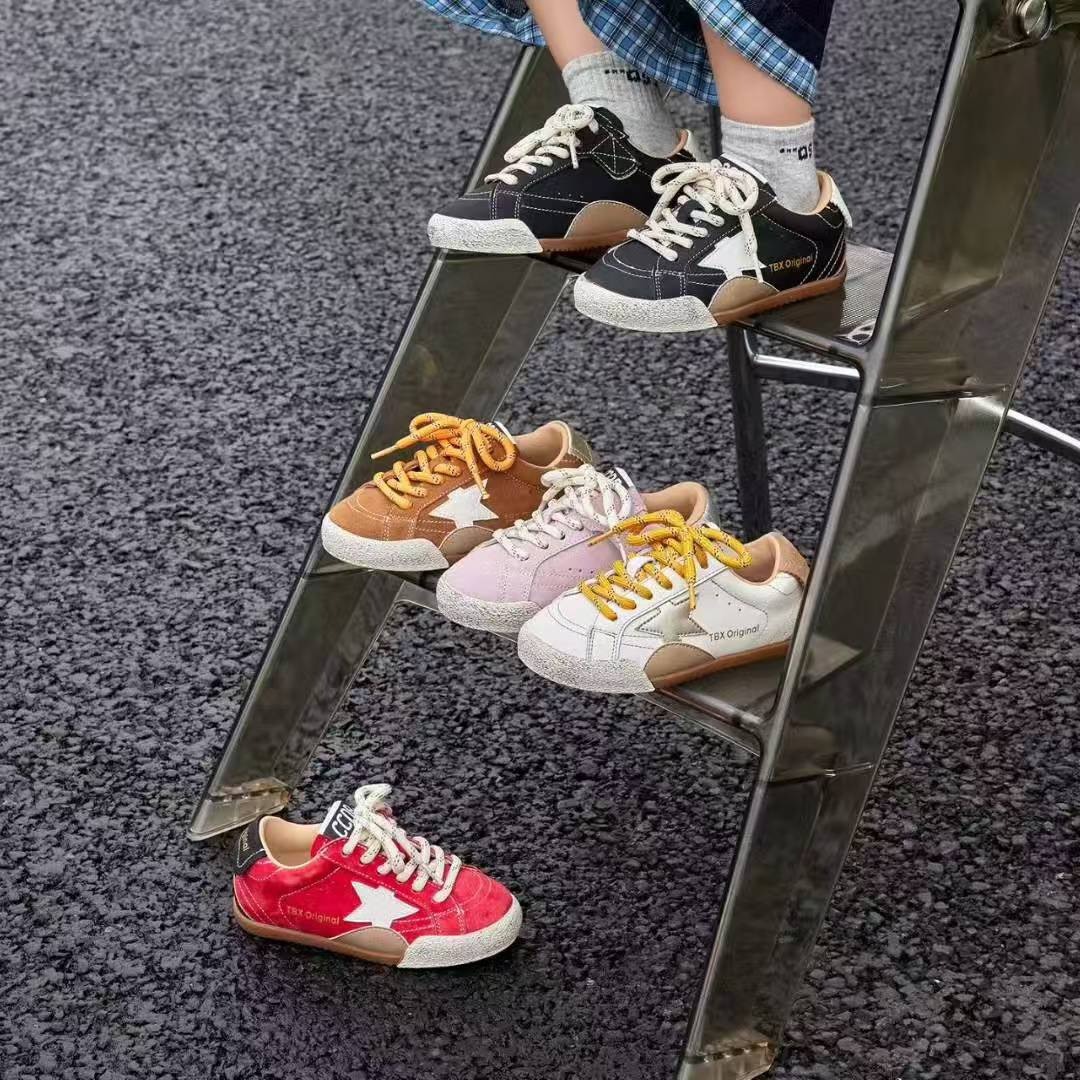 7439小寶的時尚髒髒鞋