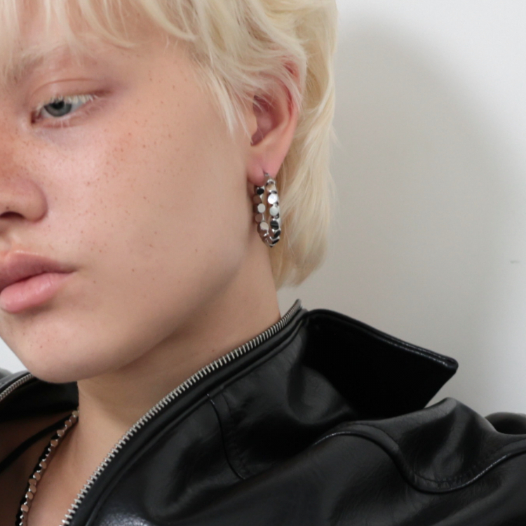 OUS Echo Cubes Hoop Earrings 微光立方環型耳環
