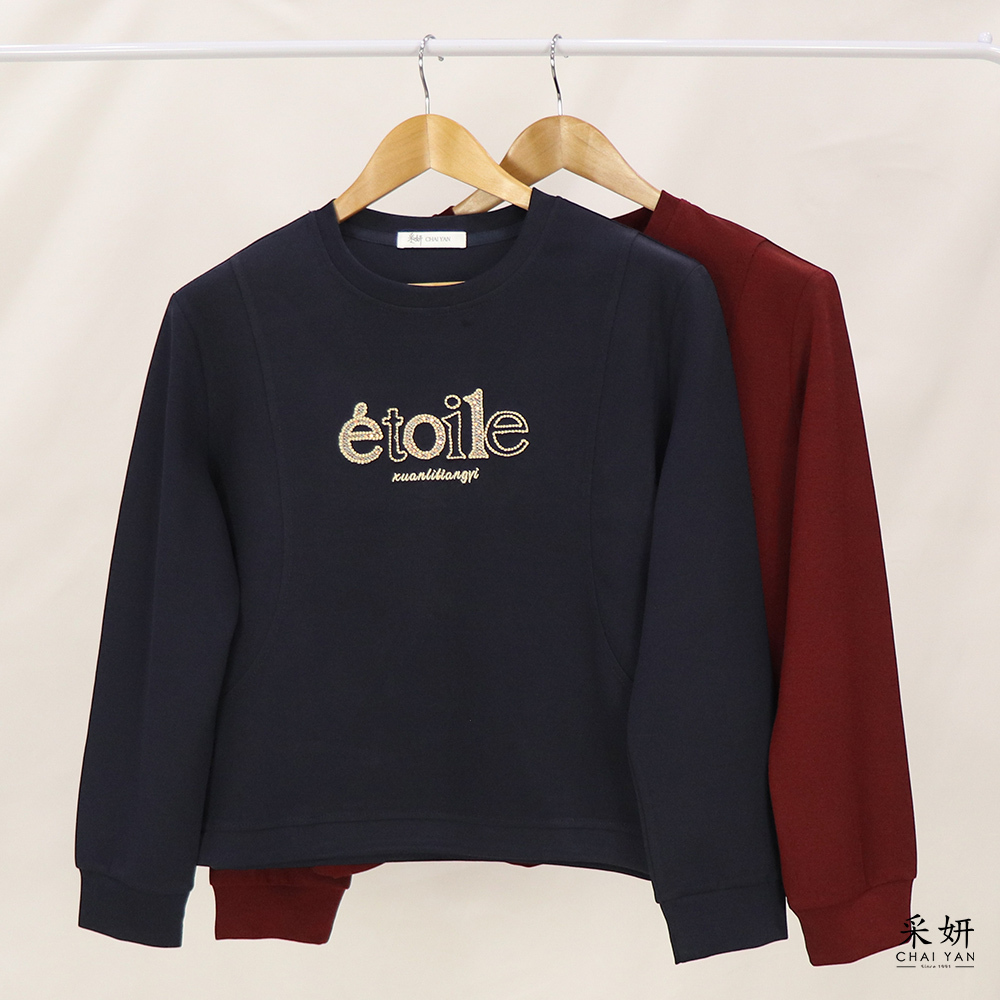 字母立體刺亮片繡圓領長袖上衣