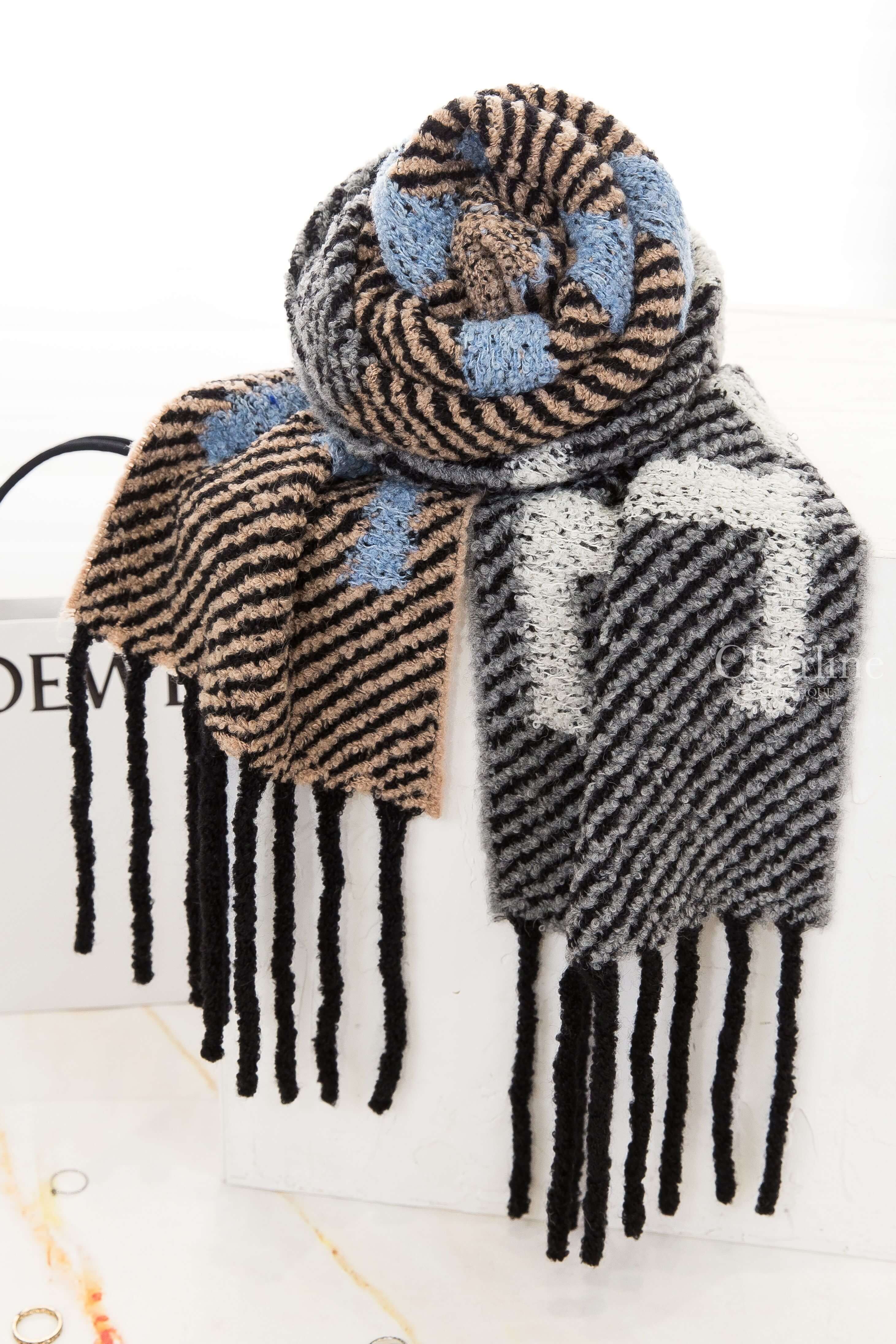 Loewe Scarf In Alpaca And Wool Blend 棕色底淺藍字/灰色底白字黑斜紋羊駝毛混羊毛流蘇圍巾