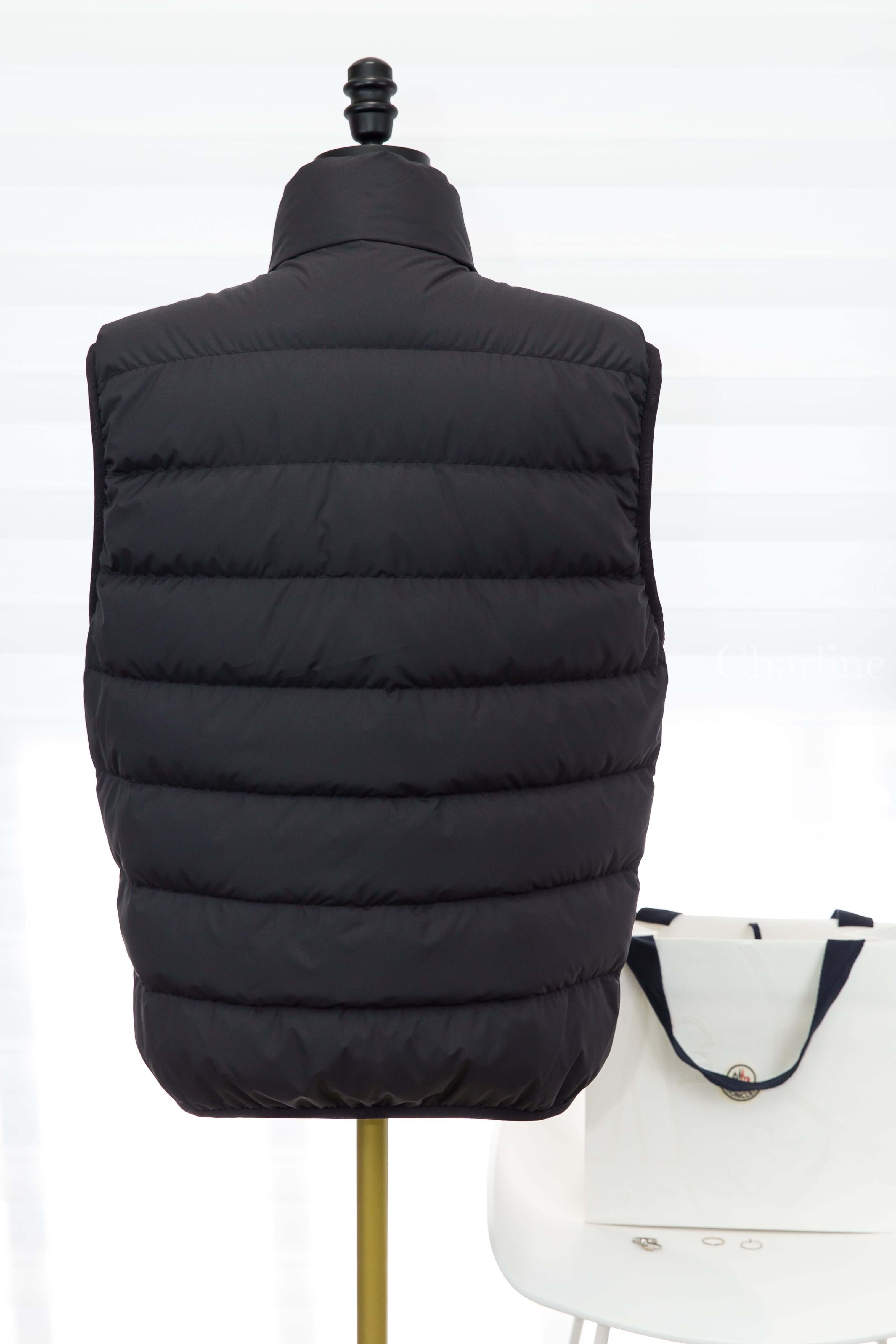 Moncler Contrin Down Gilet 黑色小立領拉鍊式羽絨背心-Charline Boutique 精品代購