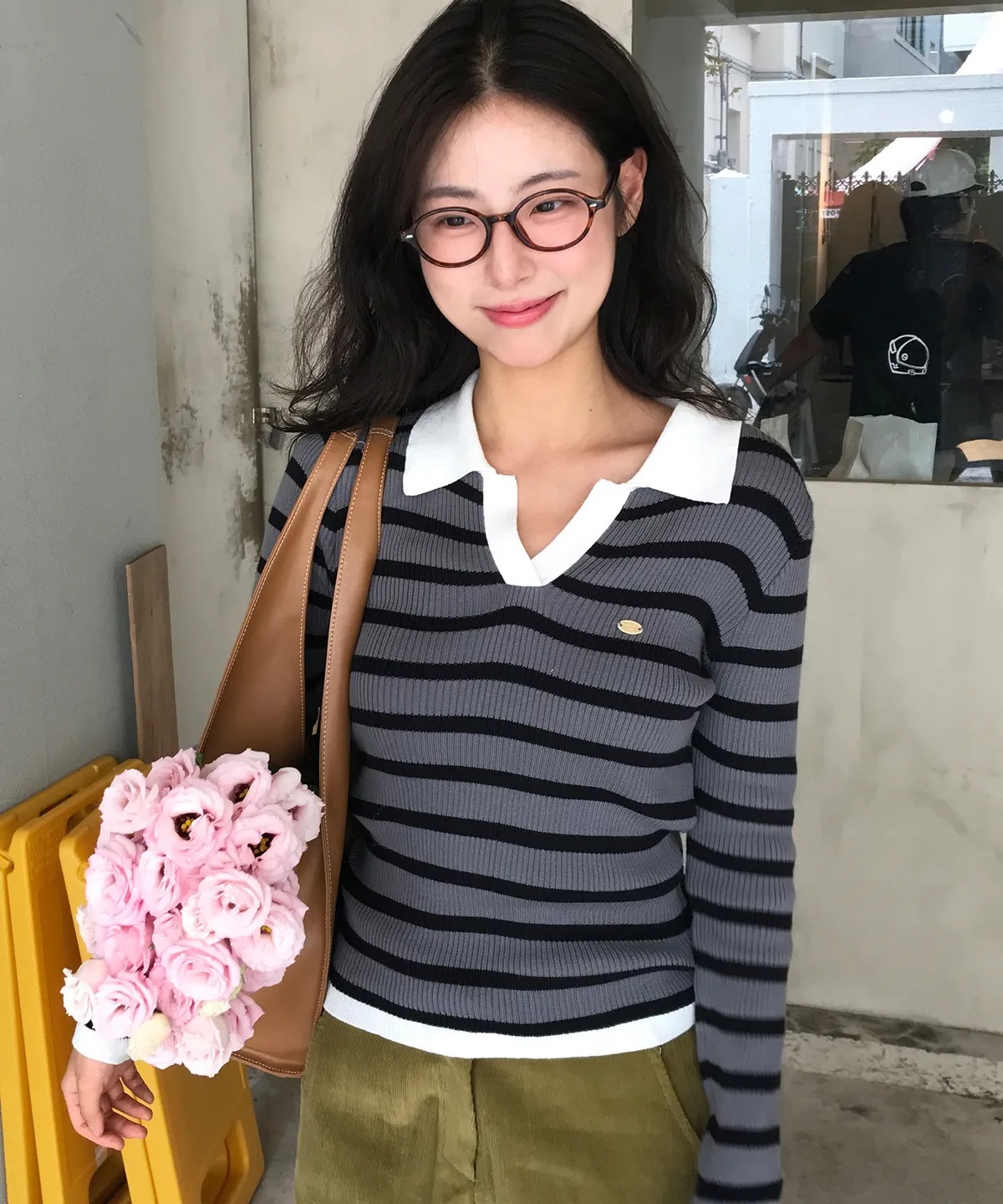 LETTER FROM MOON STRIPED SLIM FIT COLLAR KNIT