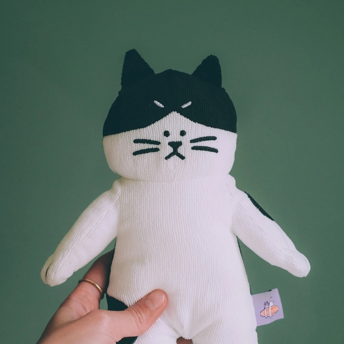 SP｜黑白小姐 Miss B&W｜娃娃｜孤單酷酷娃