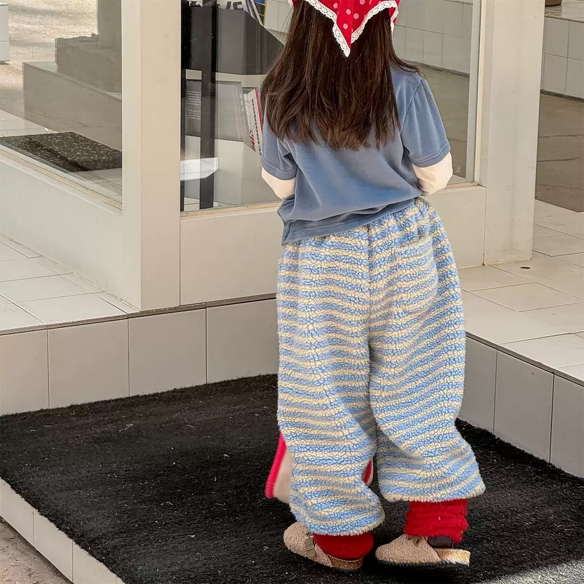 兩色羊羔絨條紋褲