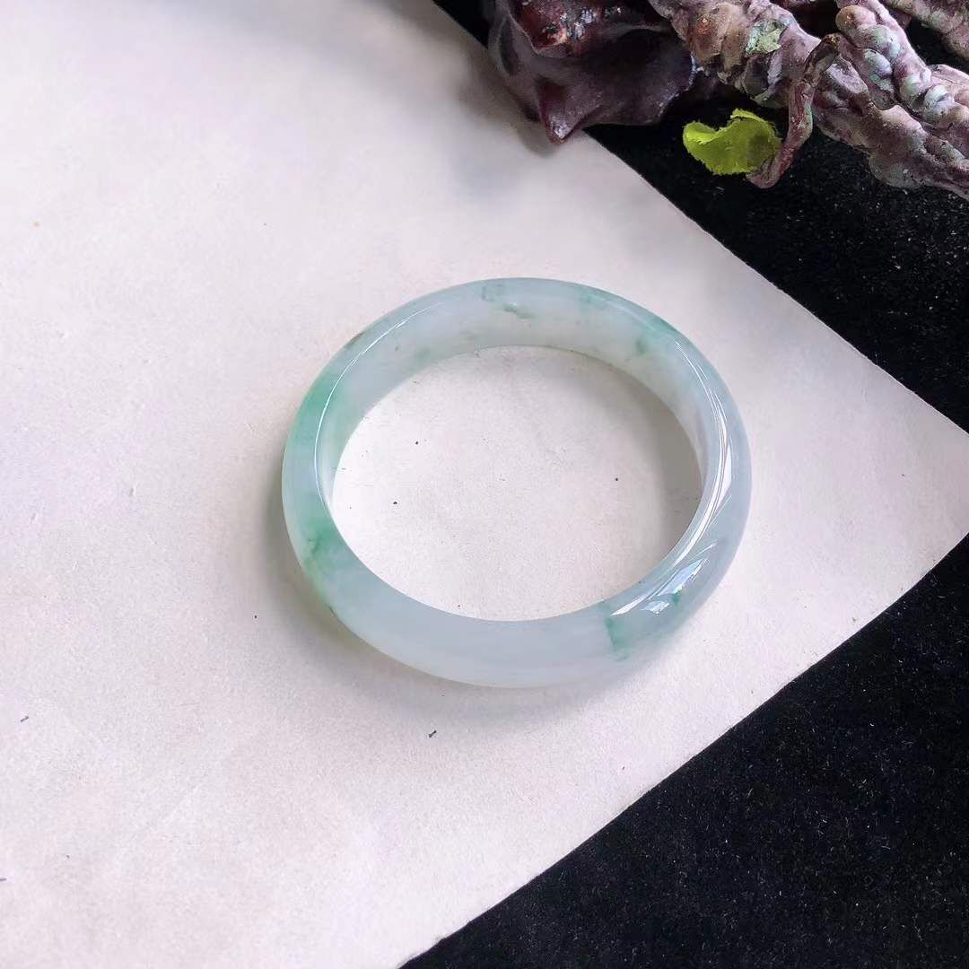 1015266 57.8mm冰糯飄綠翡翠正圈手鐲 (56-58)