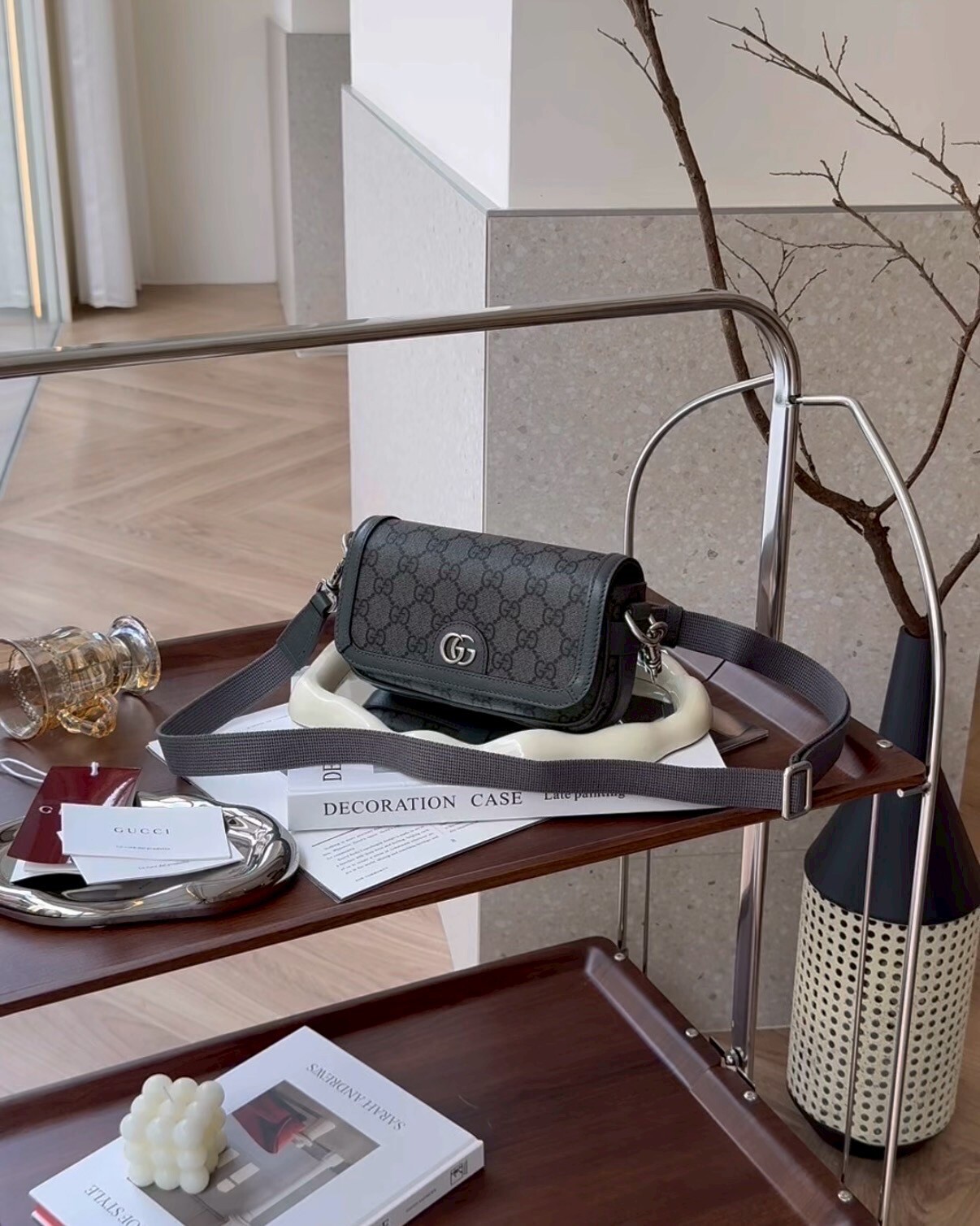 GUCCI｜OPHIDIA 迷你郵差包 灰/黑色