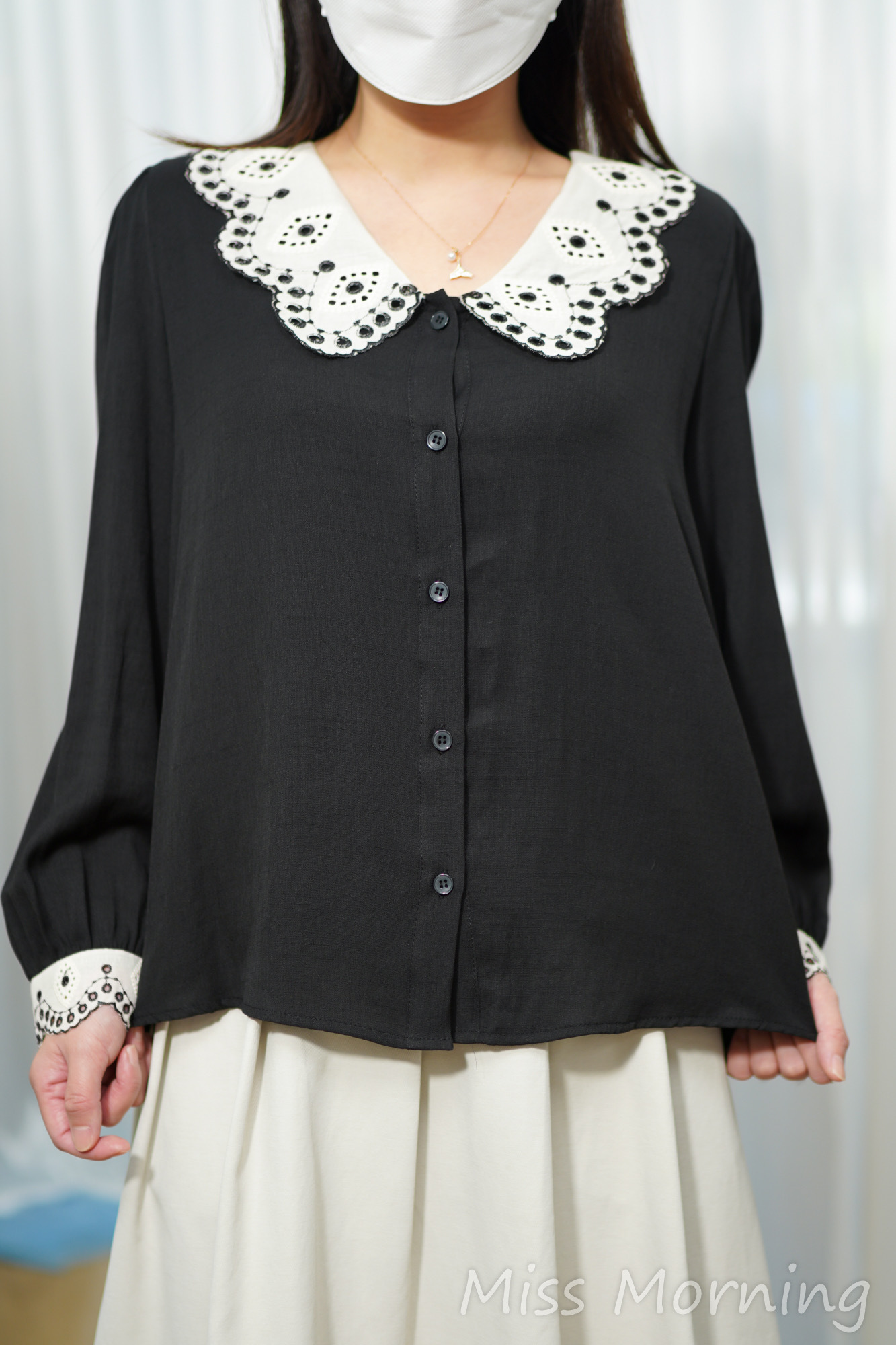 顯瘦通花領上衣(14874)