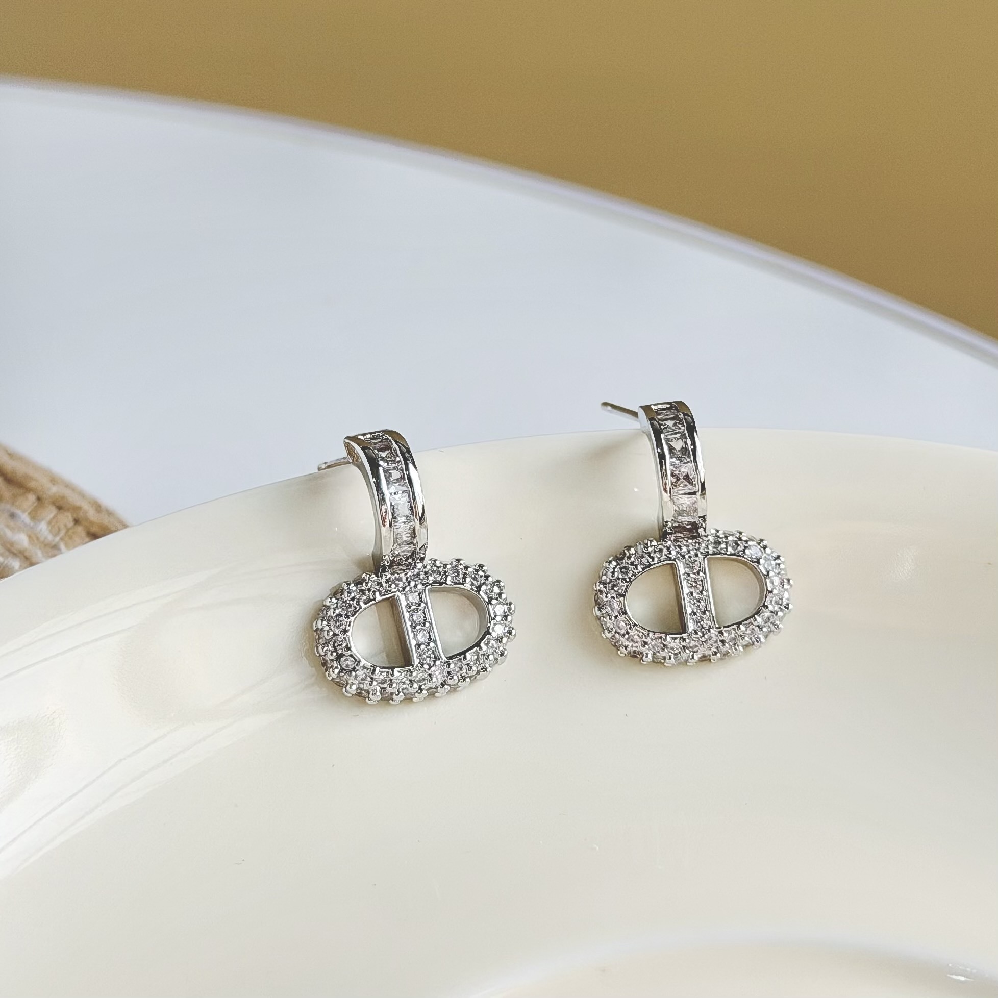 C312鋯石排鑽豬鼻垂吊