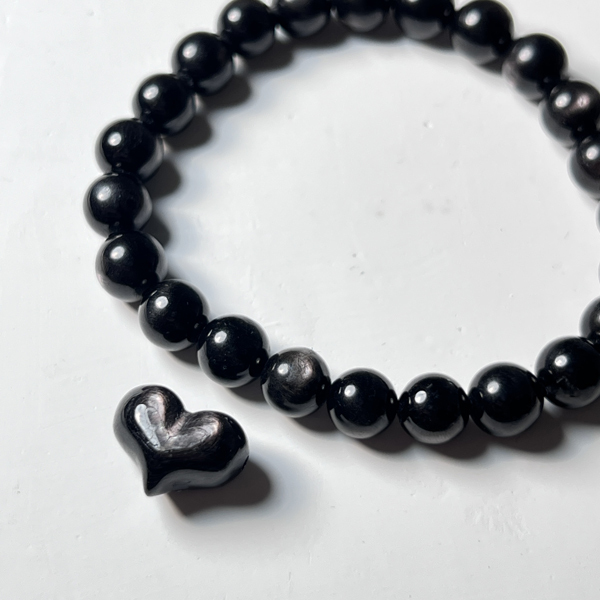 Hypersthene Heart 金運石屁桃愛心