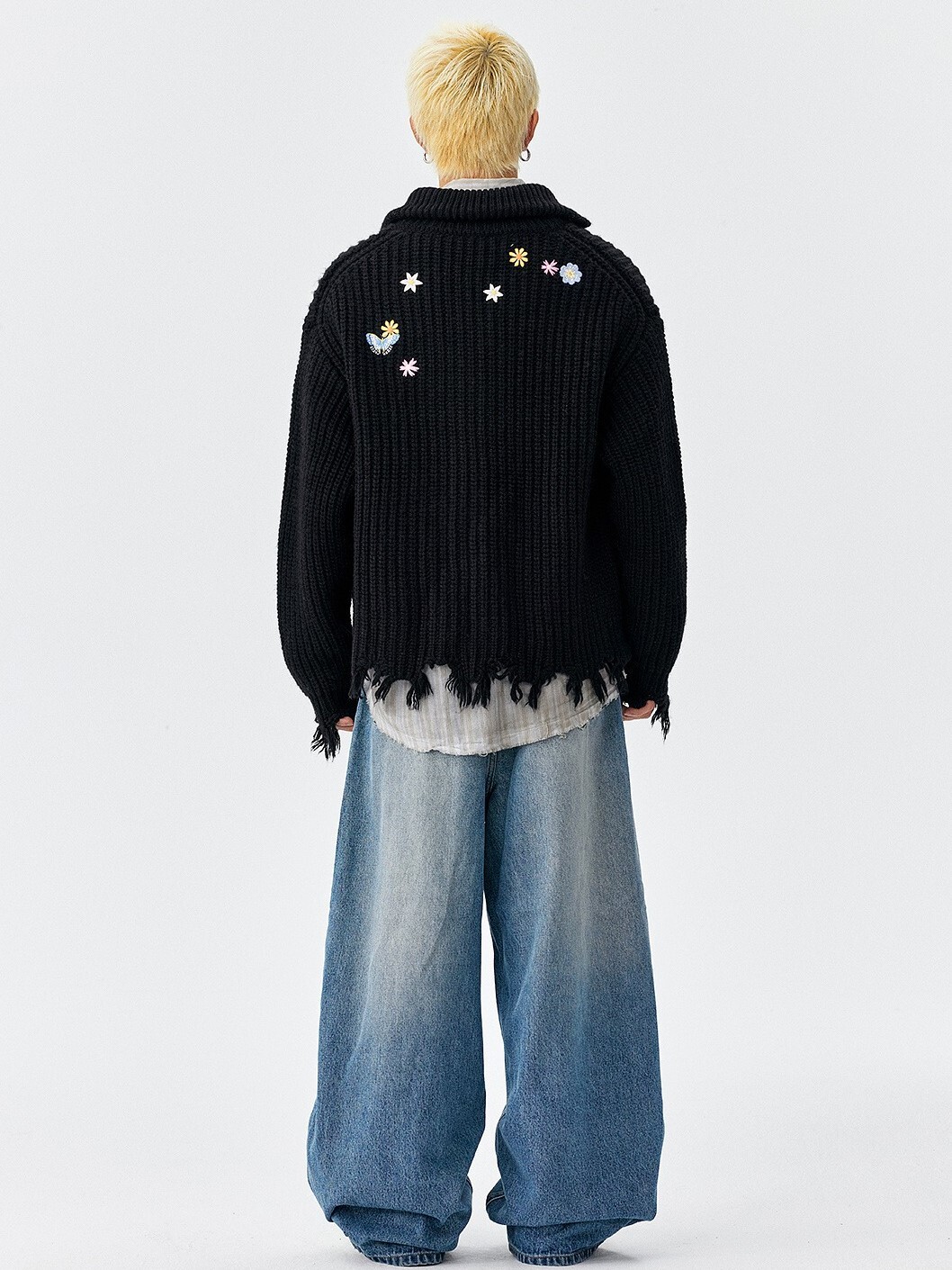 MEDM 花朵刺繡 破壞感下擺袖口 高領 針織拉鍊外套
