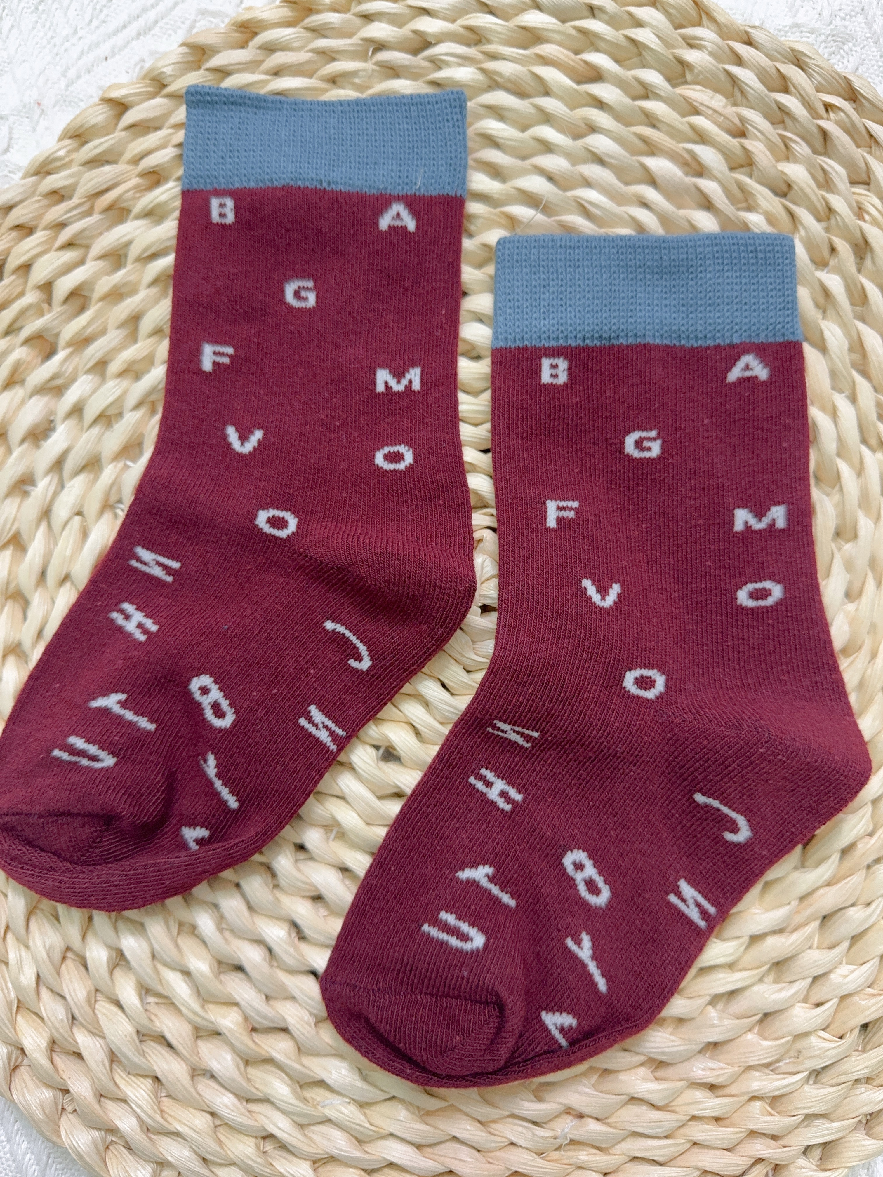 字母撞色襪1入-酒紅s53