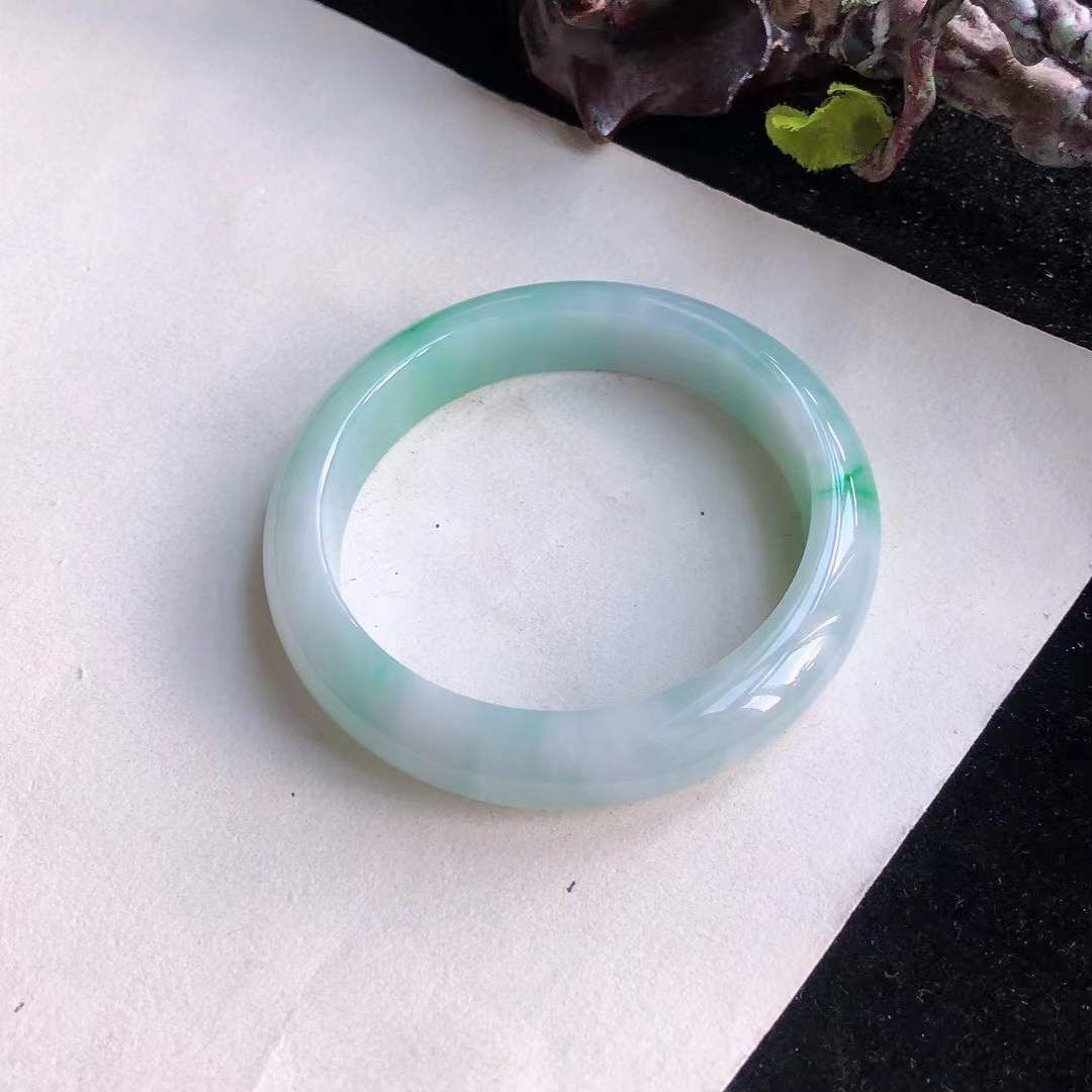 冰糯飄果綠翡翠正圈手鐲,天然翡翠A玉, 緬甸玉, Jade, Jadeite