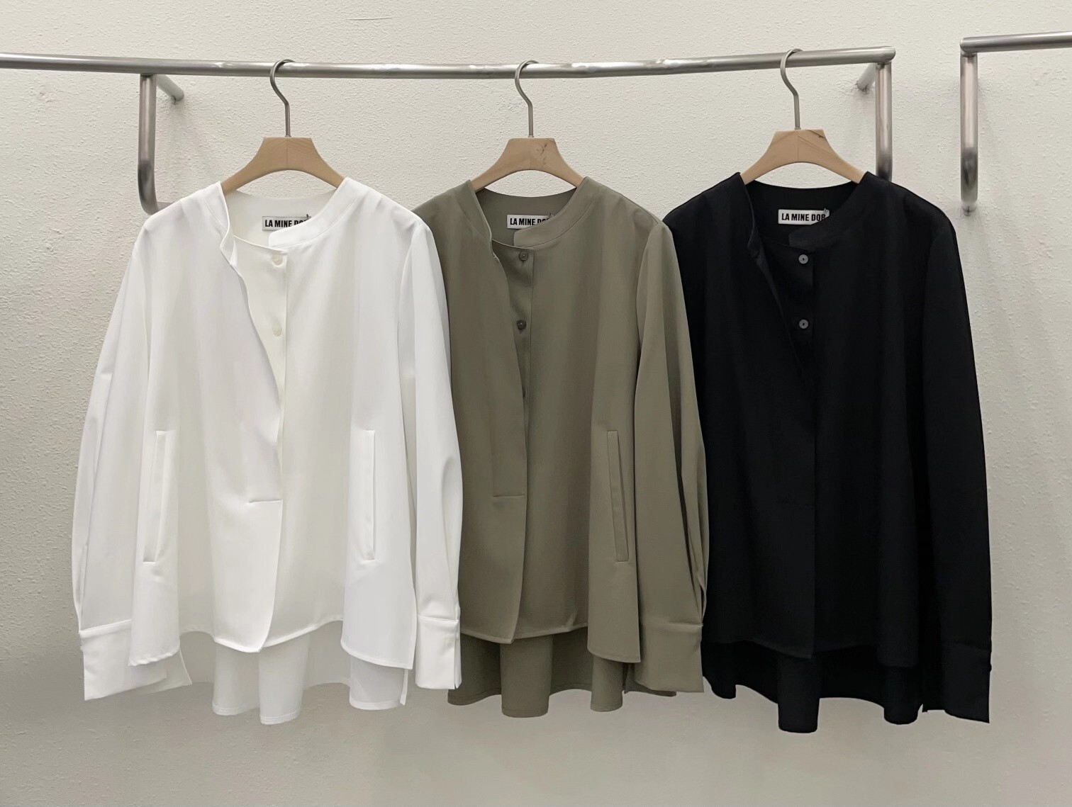 LA5115 鈕扣開領隱形口袋滑滑恤衫