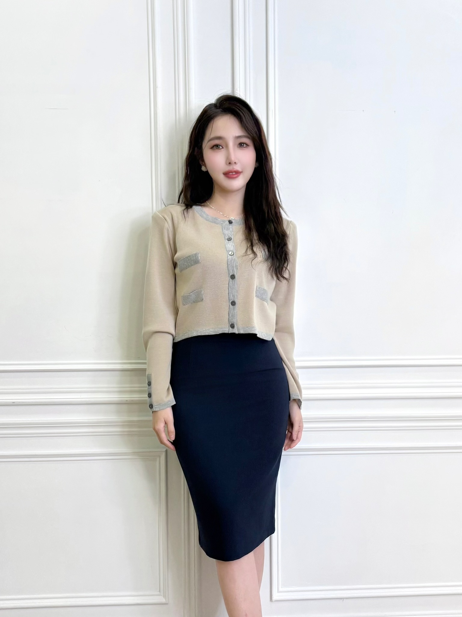 撞色滾邊雙縫片針織開襟衫