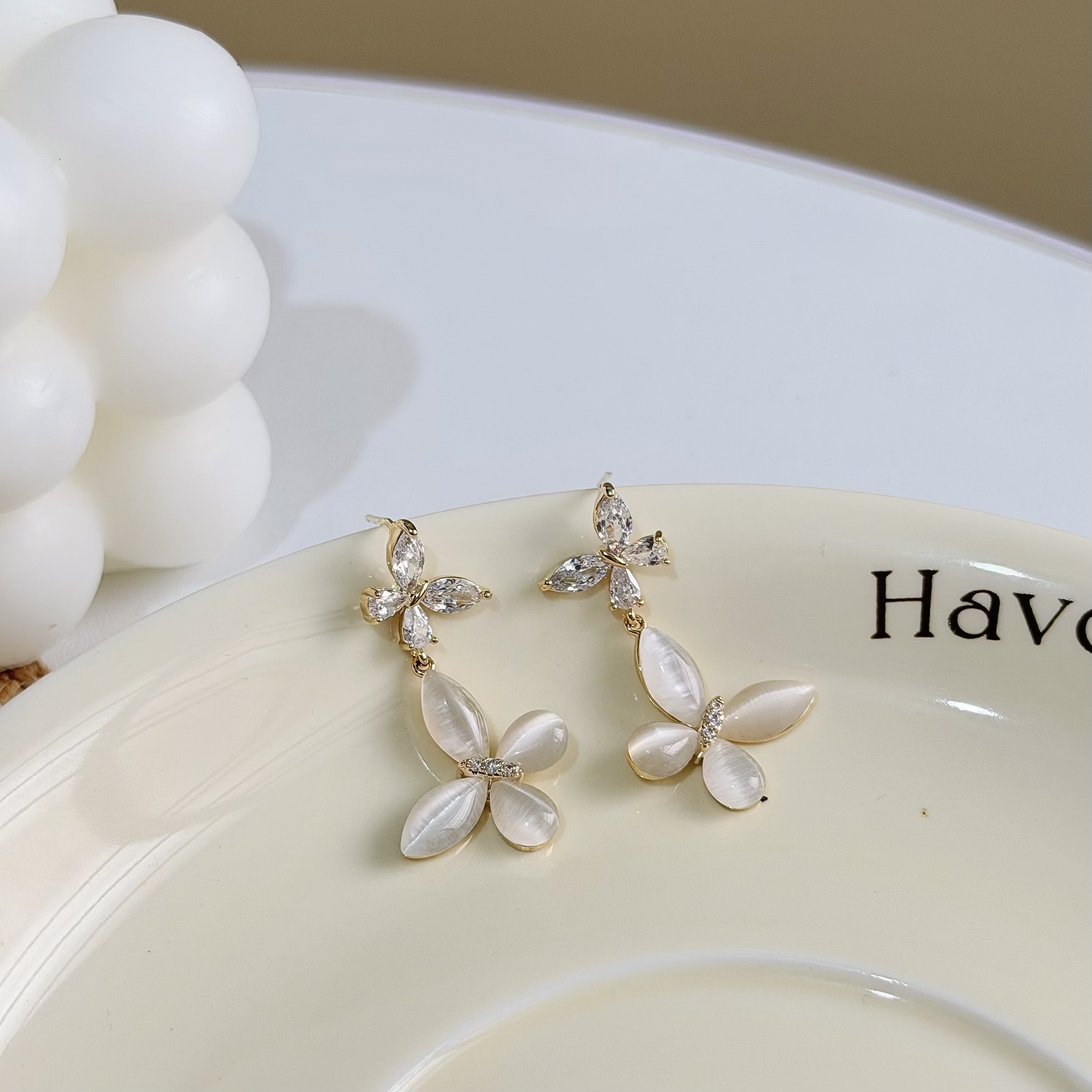 C180鋯石貓眼蝴蝶垂吊