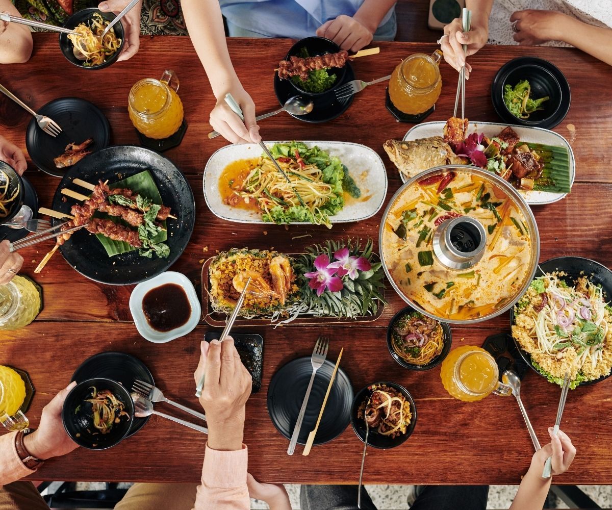 綠拿鐵適合搭餐點嗎？