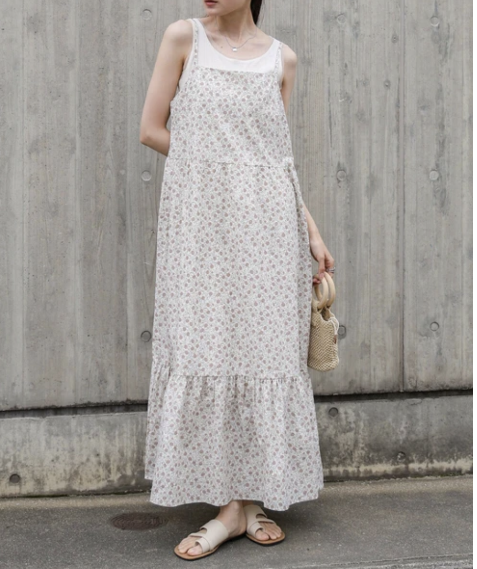 ｛Special Price} 輕盈棉質布料碎花吊帶裙(2色入）【日本直送】