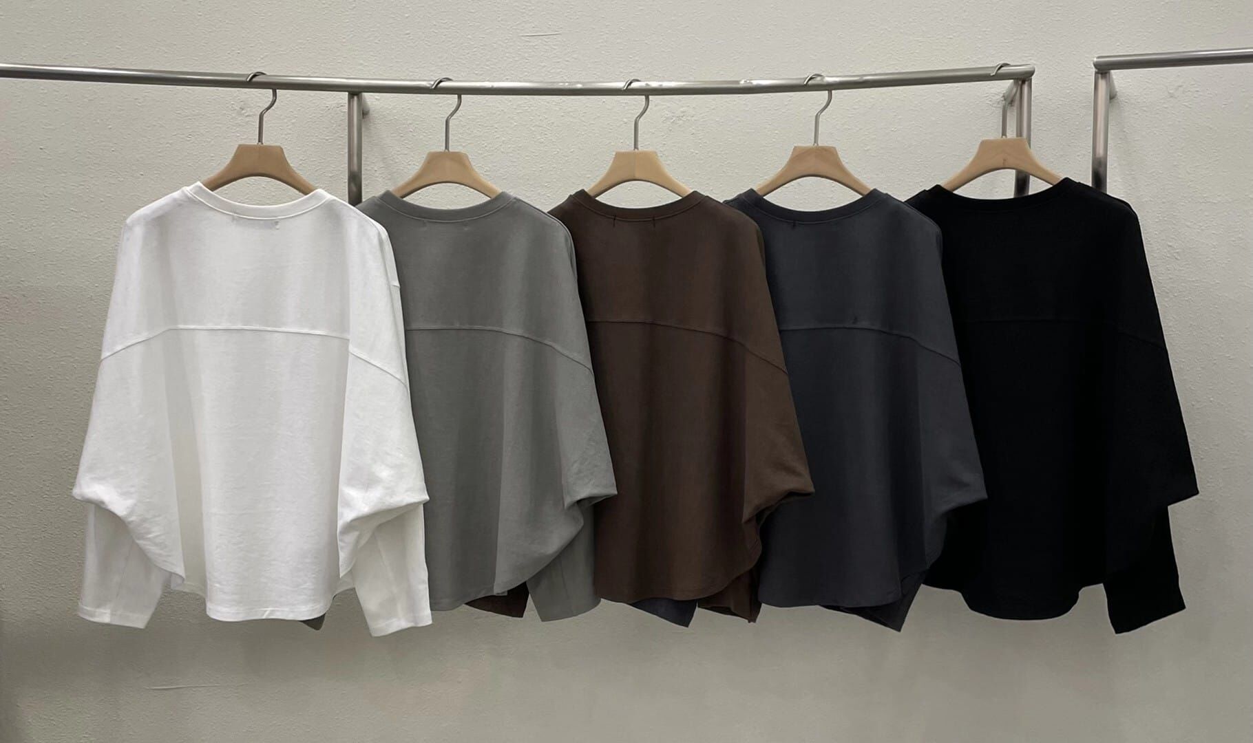 LA5116 簡約百搭圓領棉質顯瘦上衣