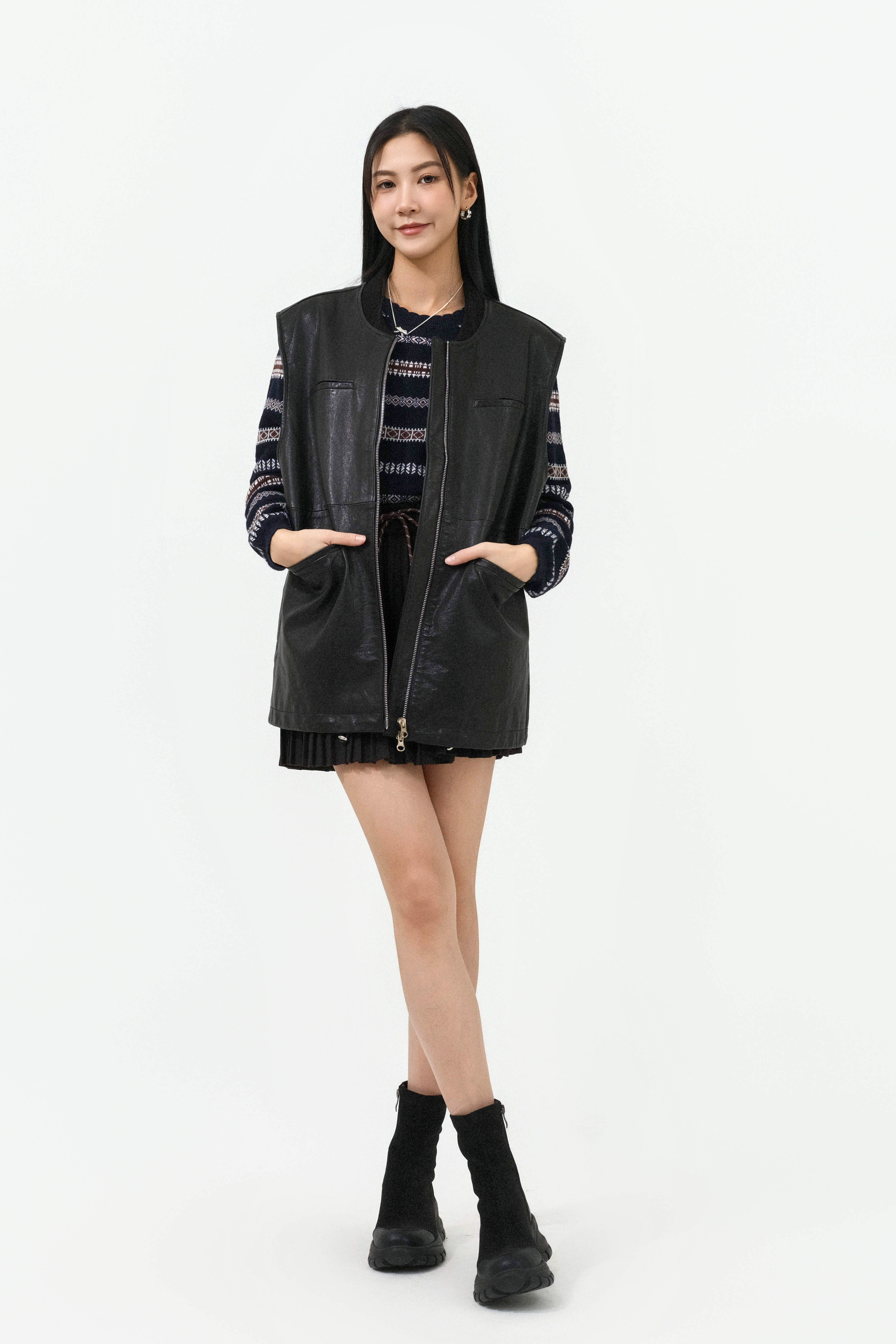 FW25_0145（真皮外套＋上衣＋半截裙）