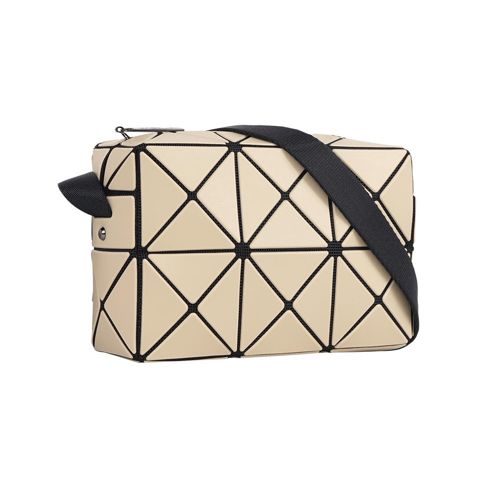 【ISSEY MIYAKE三宅一生】BAO BAO CUBOID 迷你方形斜背包(棕色)