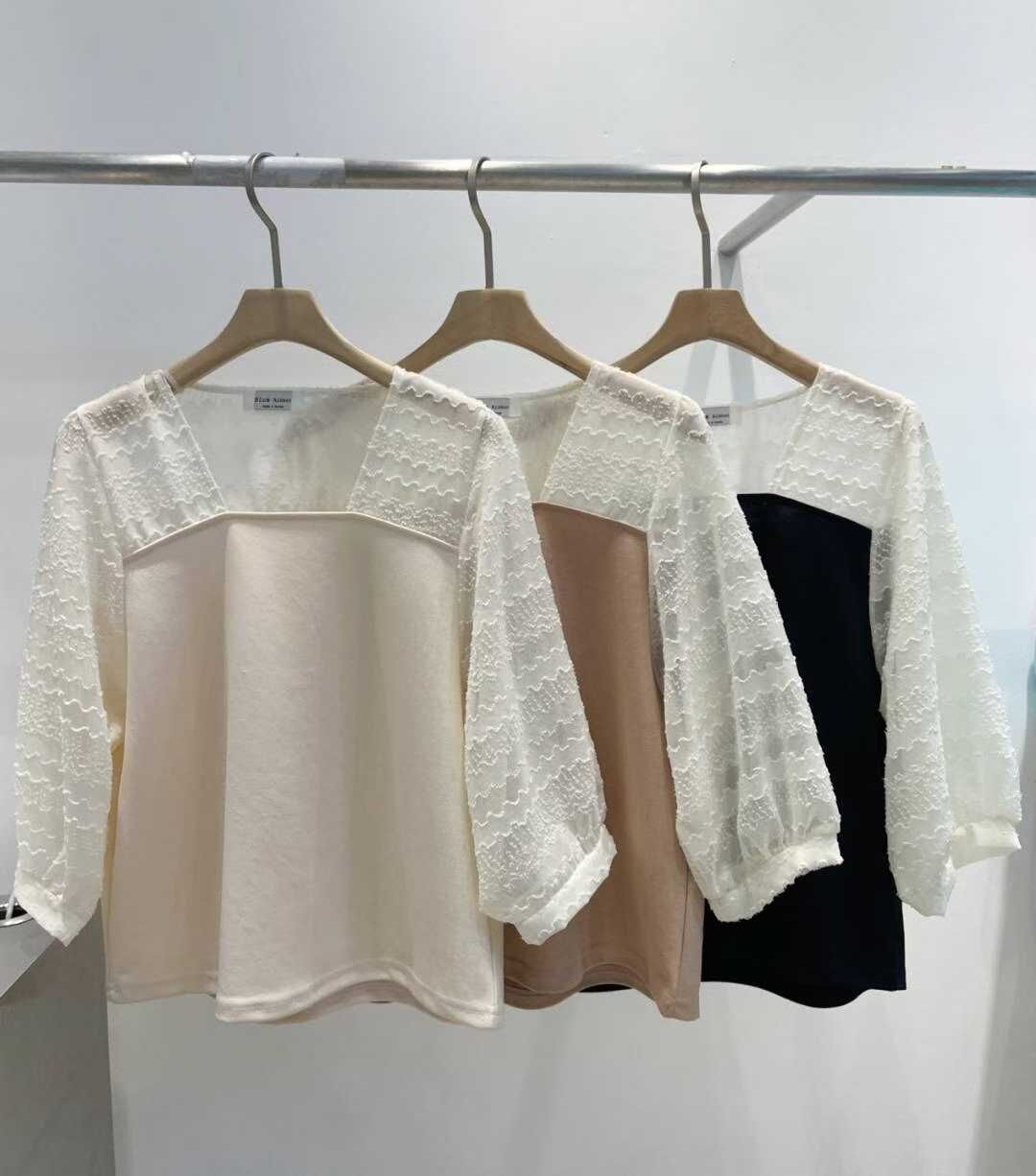 BR5126 異材質波浪織紋方領上衣