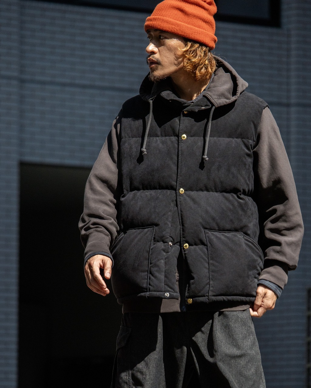 預購┃日本 TNF 紫標 Synthetic Leather Field Sierra Vest 麂皮 羽絨 背心