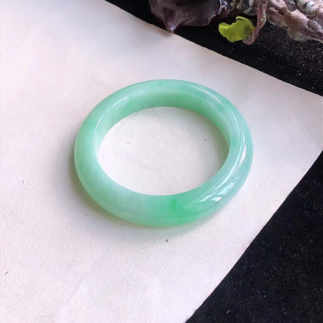 冰糯飄陽綠翡翠正圈手鐲,天然翡翠A玉, 緬甸玉, Jade, Jadeite