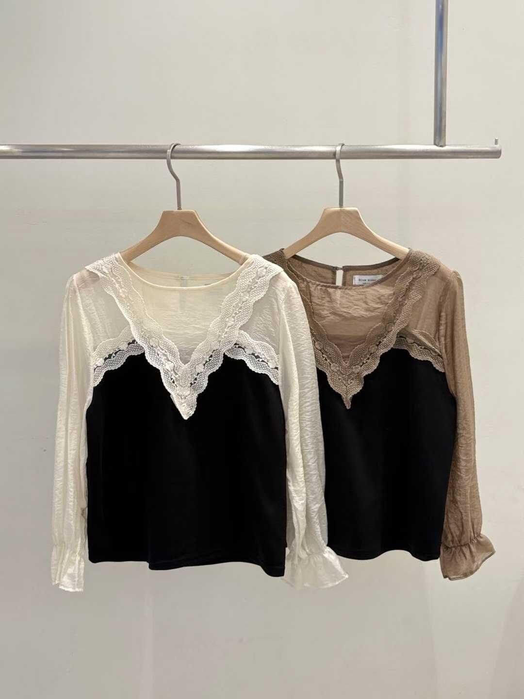 BR5135 撞色蕾絲V領公主袖上衣