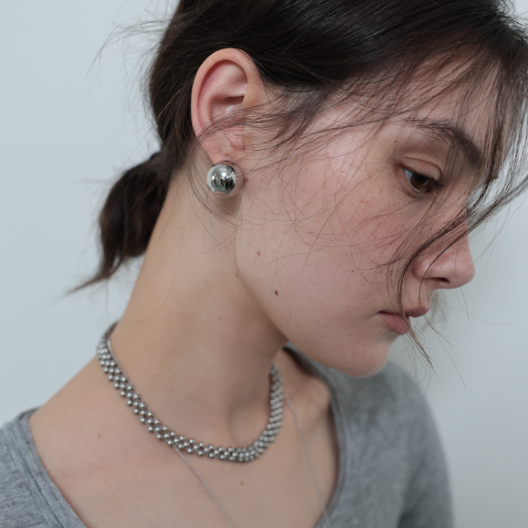 OUS Orb Earrings 留白耳環