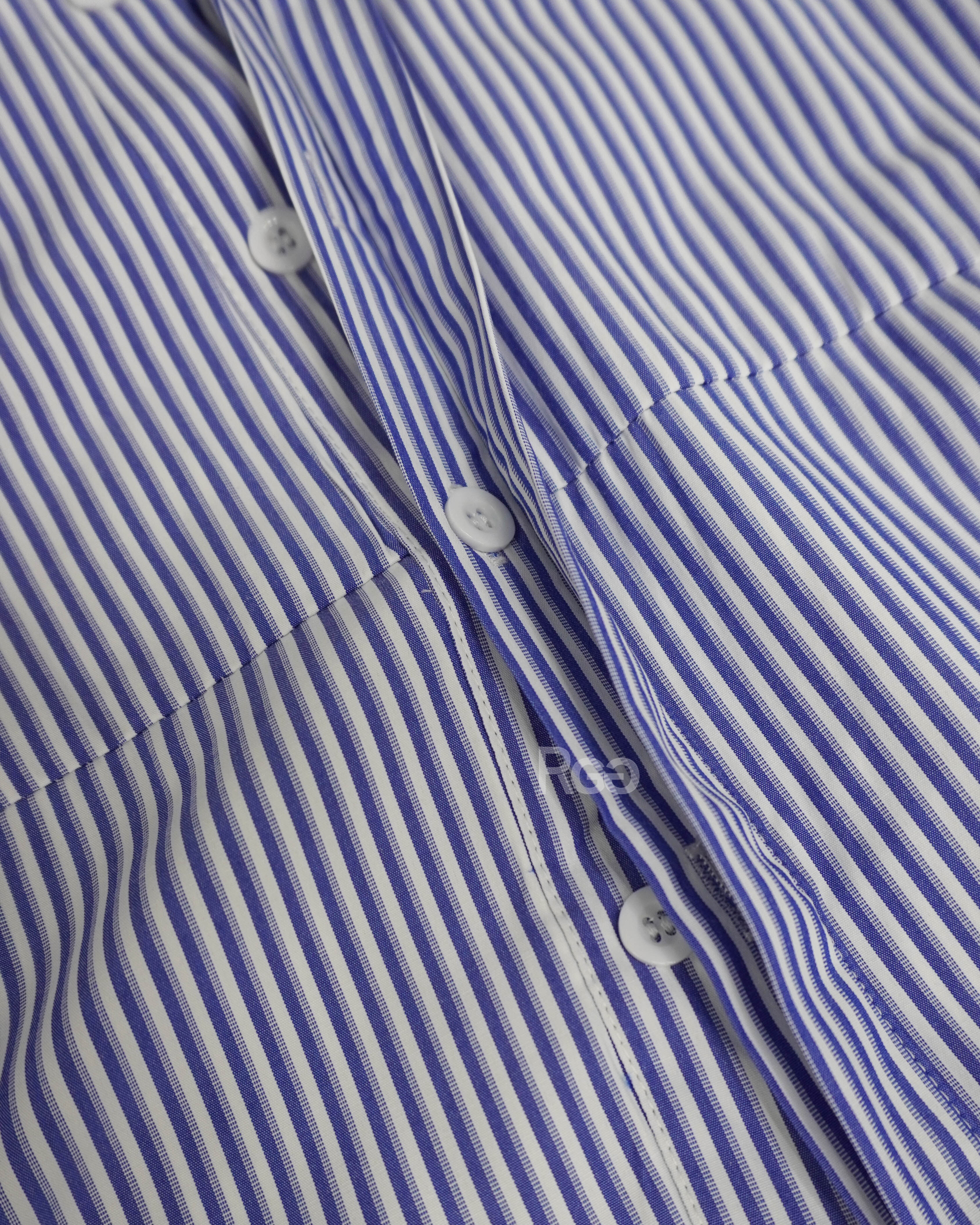 #99045 韓國寬短版條紋襯衫 扣子細節照