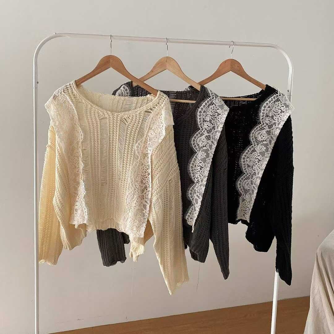 BR5142 兩側蕾絲拼接針織紋上衣