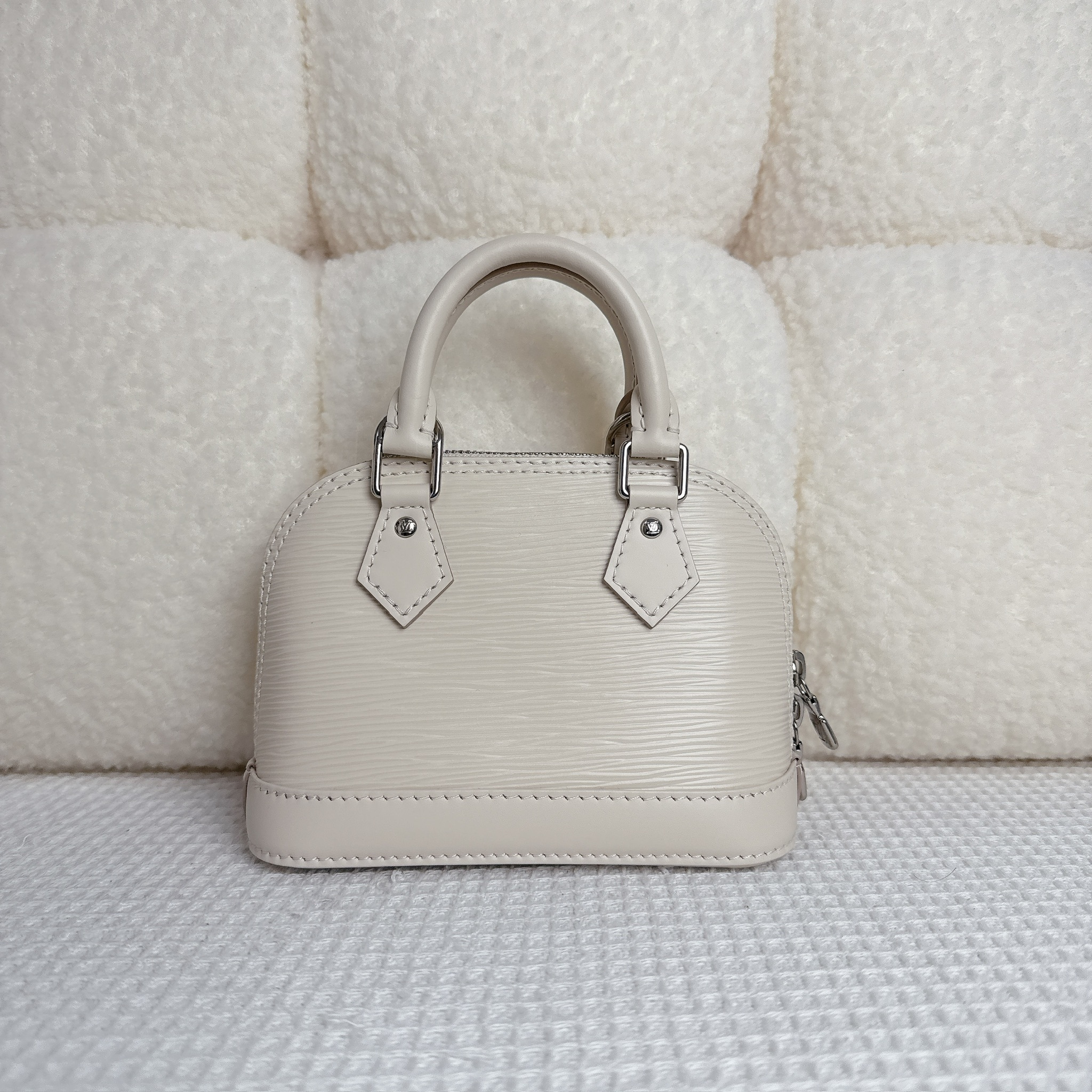 LV Alma Mini - White / Shw