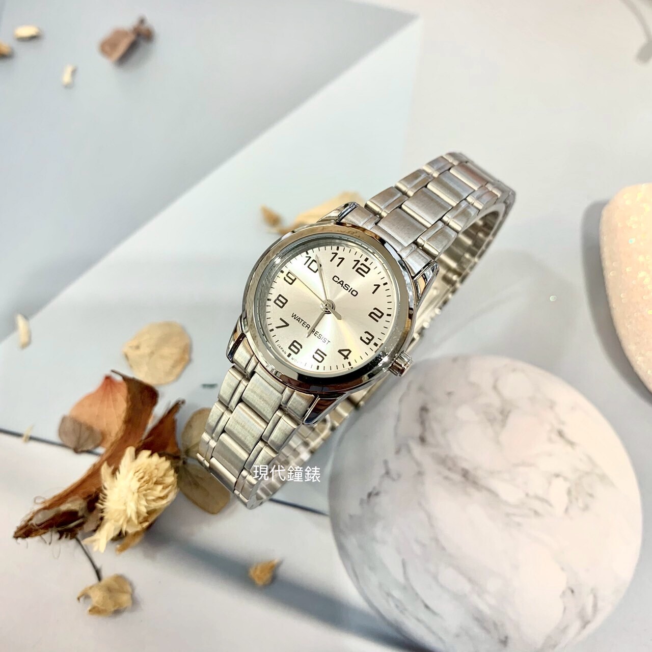 【CASIO 卡西歐】數字小女錶LTP-V001D-7B 25mm 現代鐘錶