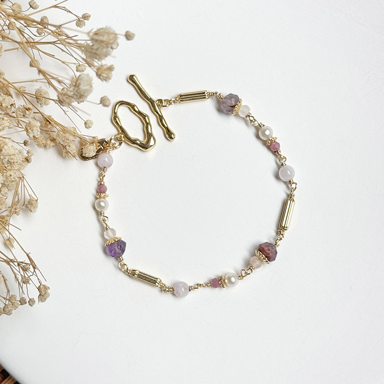 生日花 • 捌月陸 • 秋水仙 – 紫幽靈 – 手鍊