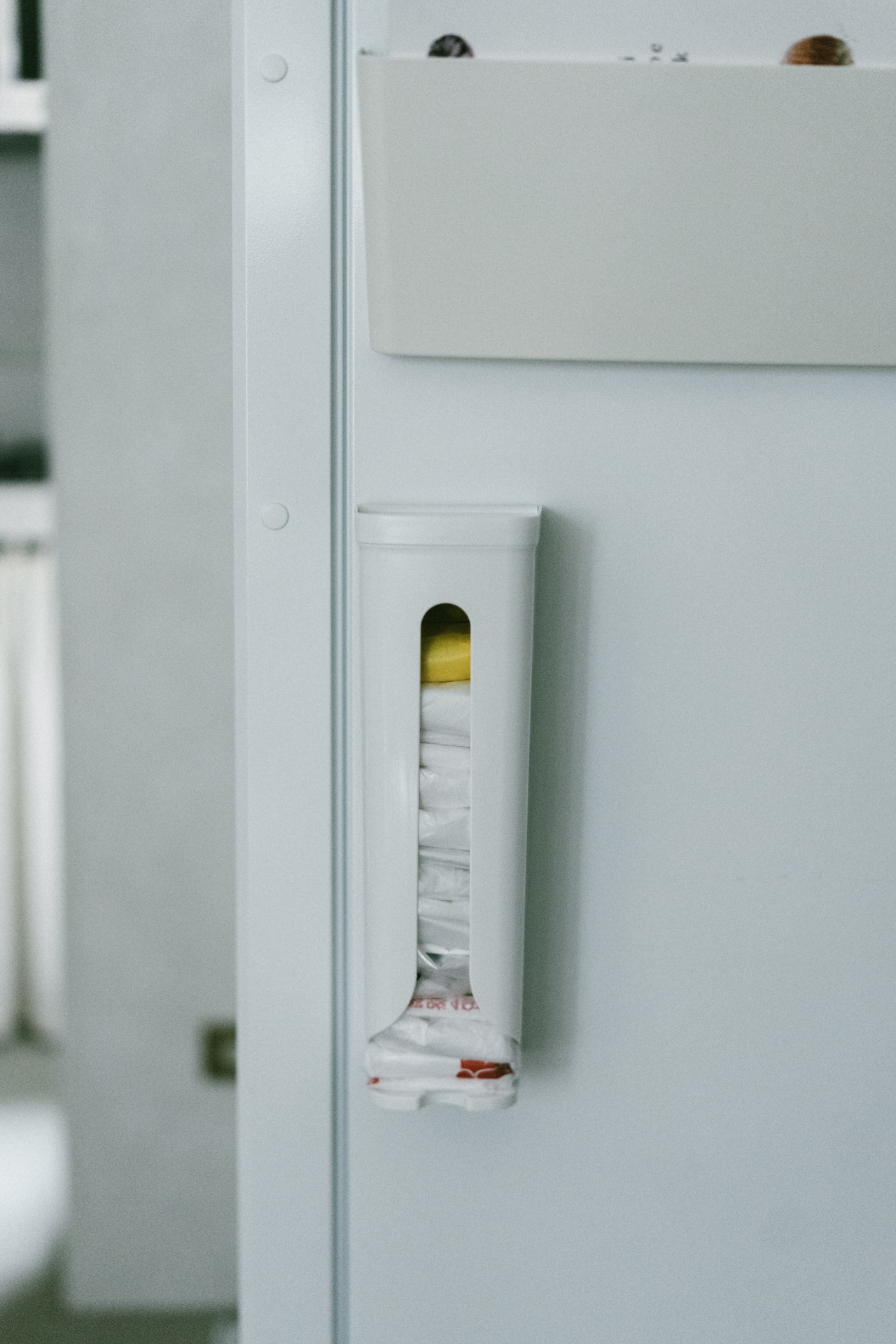 INOMATA日本製塑膠袋磁吸／吸盤收納盒