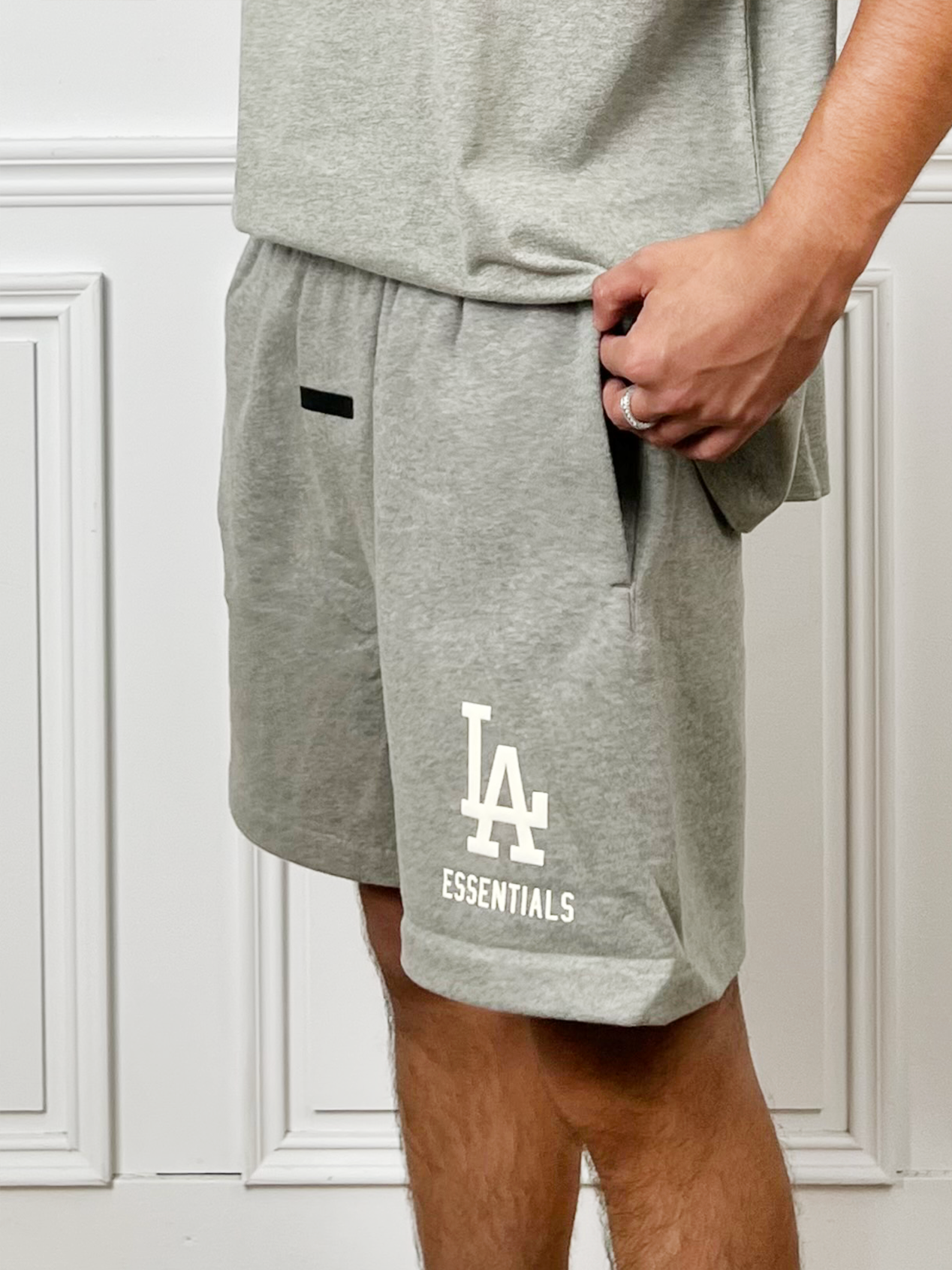 Fear Of God Essentials x MLB Dodgers 聯名短褲