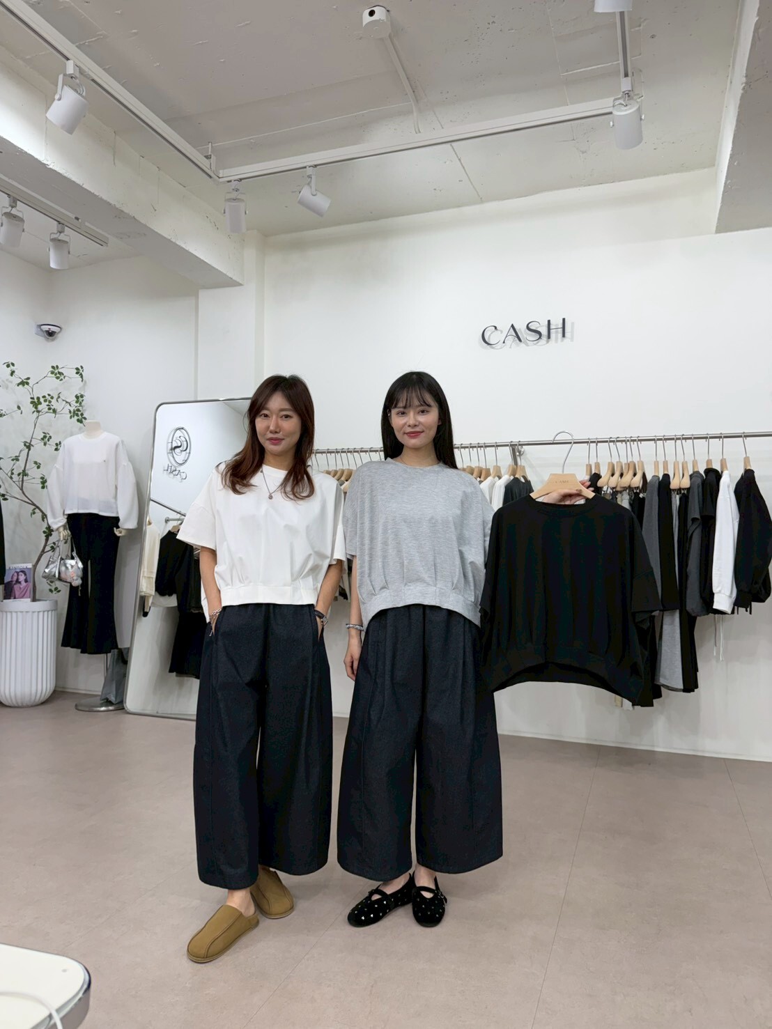 CA5121 鬆身短版半月型Tee