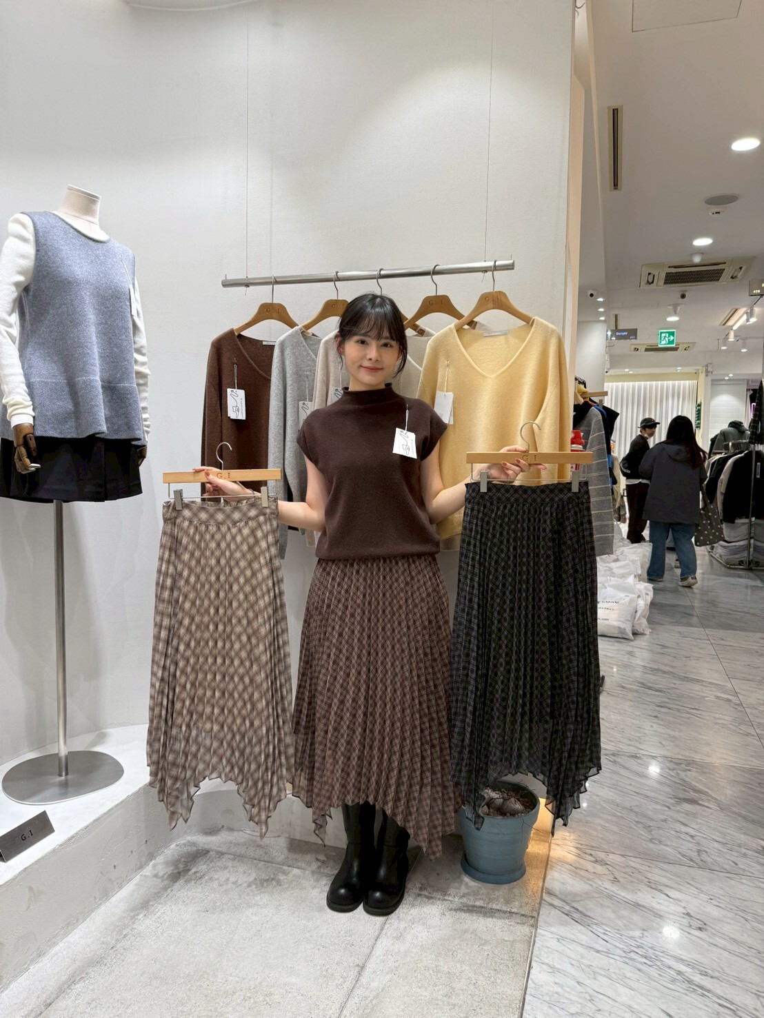 GI5104 不規則格子半長裙