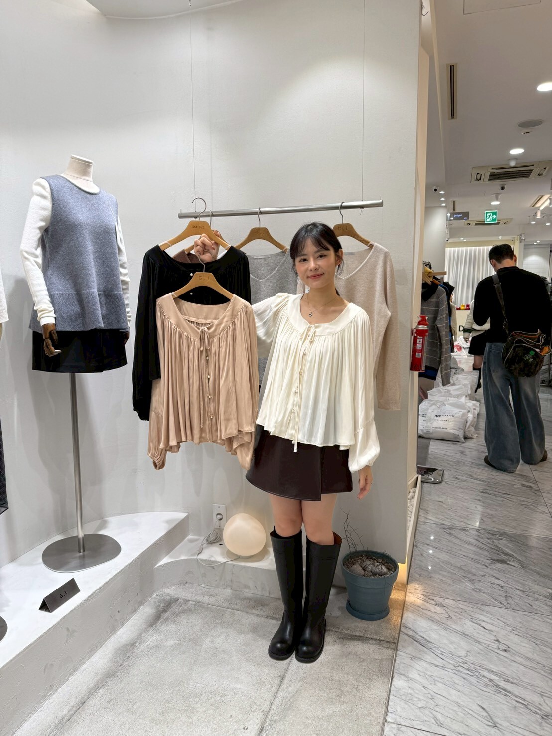 GI5138 輕宮廷風絲質上衣