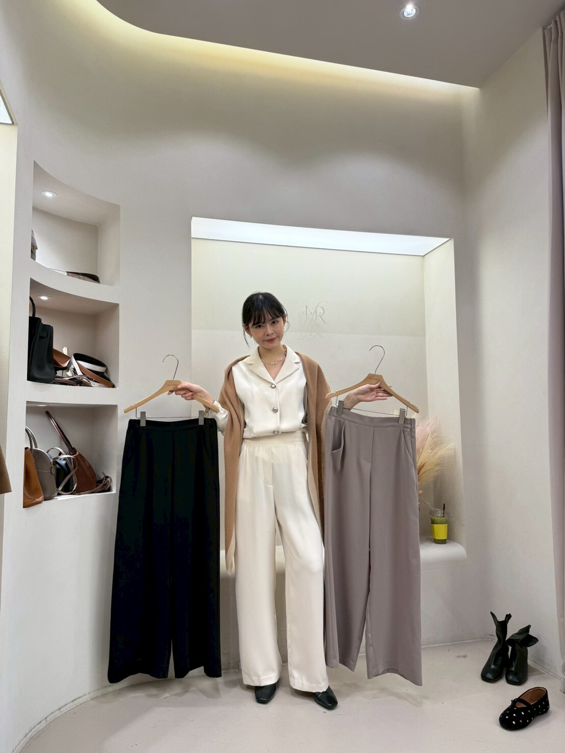 MA5102 後橡筋柔滑直筒褲