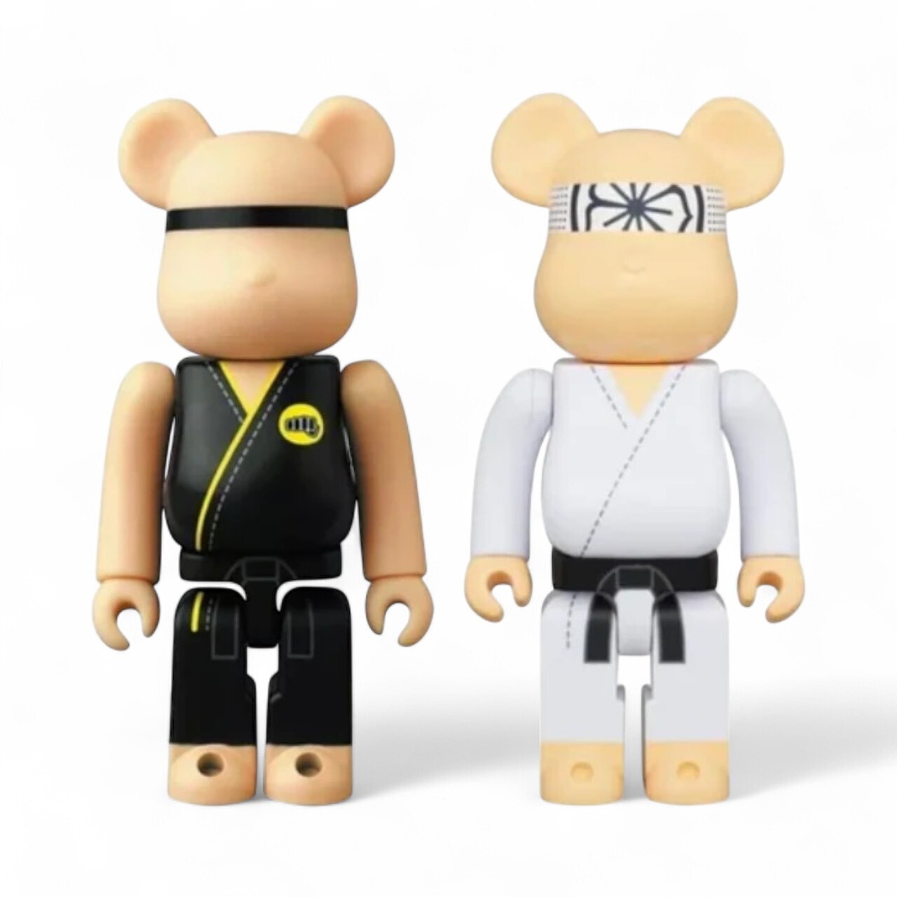 BE@RBRICK Series 43 COBRA KAI 100%