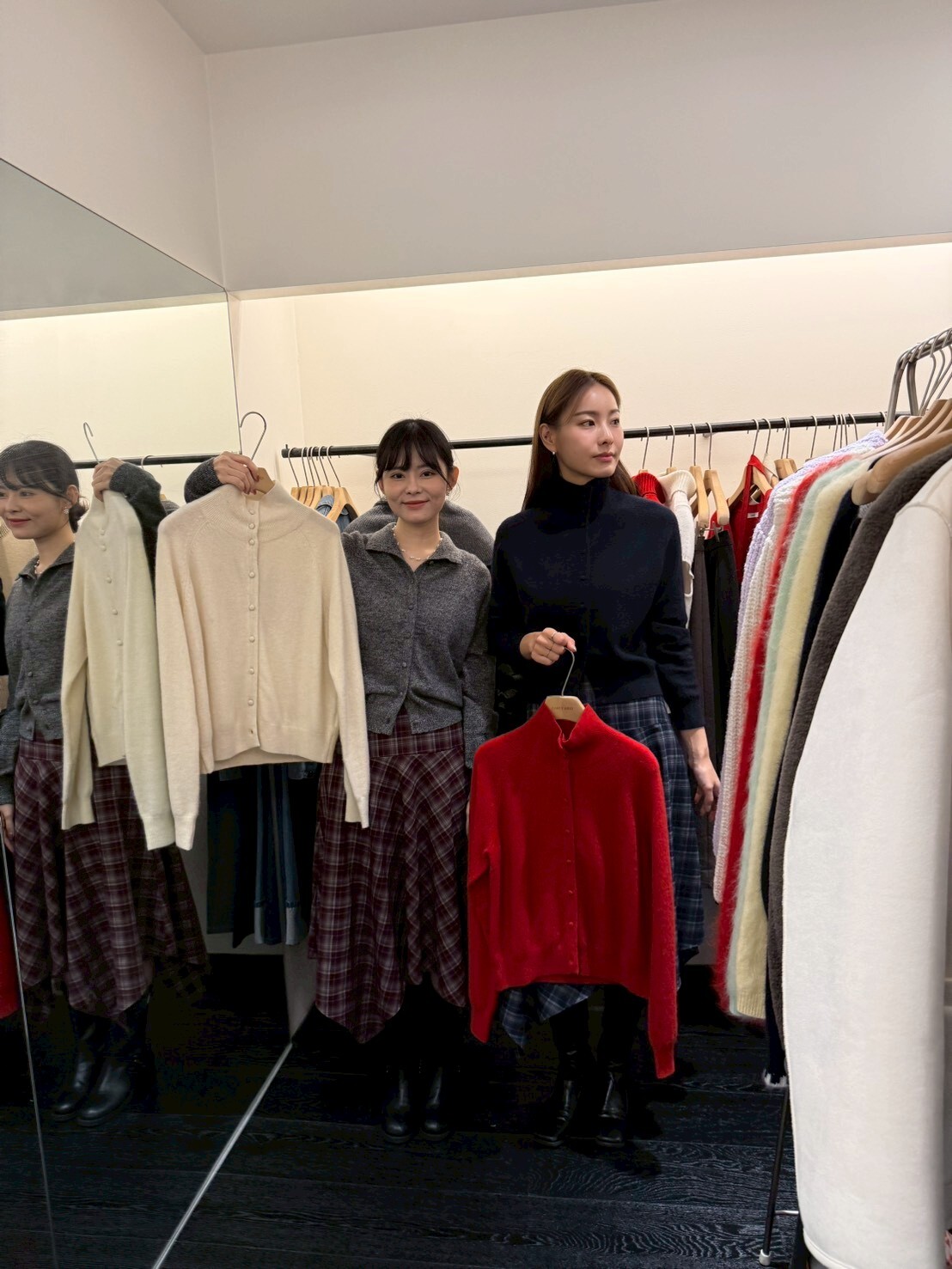 OB5126 波波紐扣羊毛小企領外套 *特價* (優惠碼同充值購物金不適用)