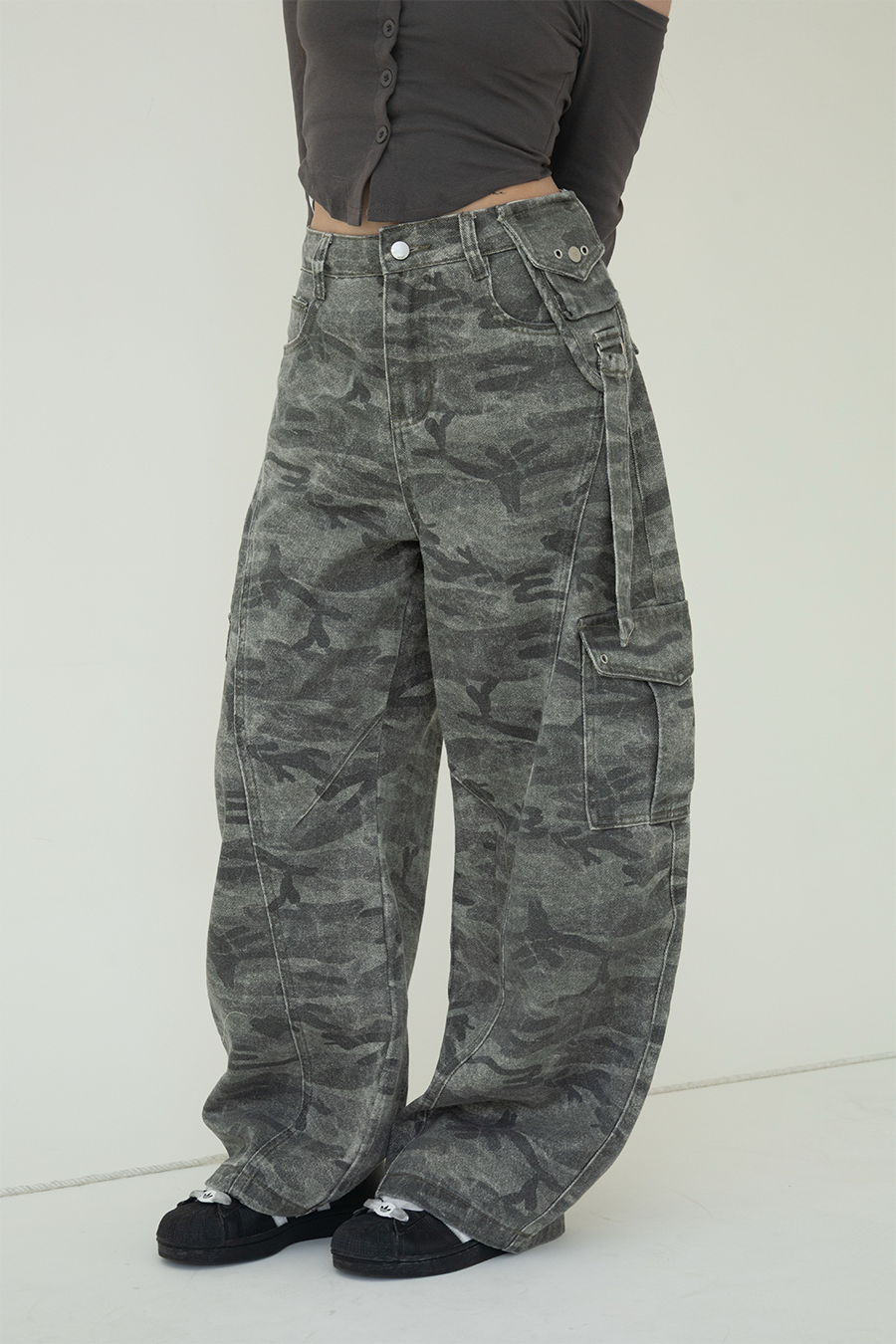 迷彩工裝彎刀褲