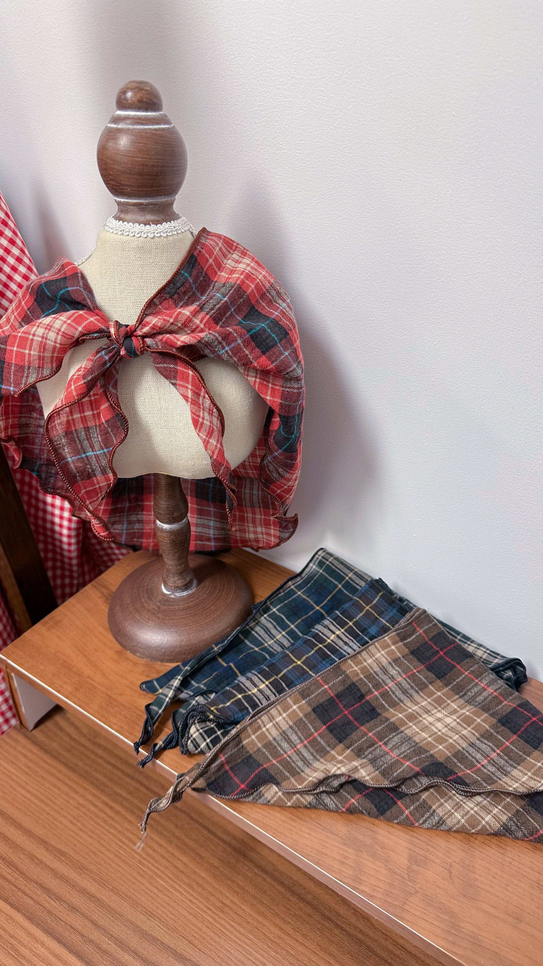 皺皺格仔披肩巾(四色入)