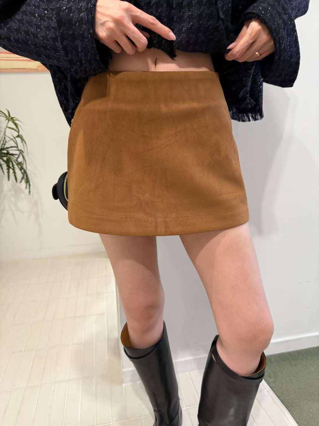 絨面短裙(內安全褲)
